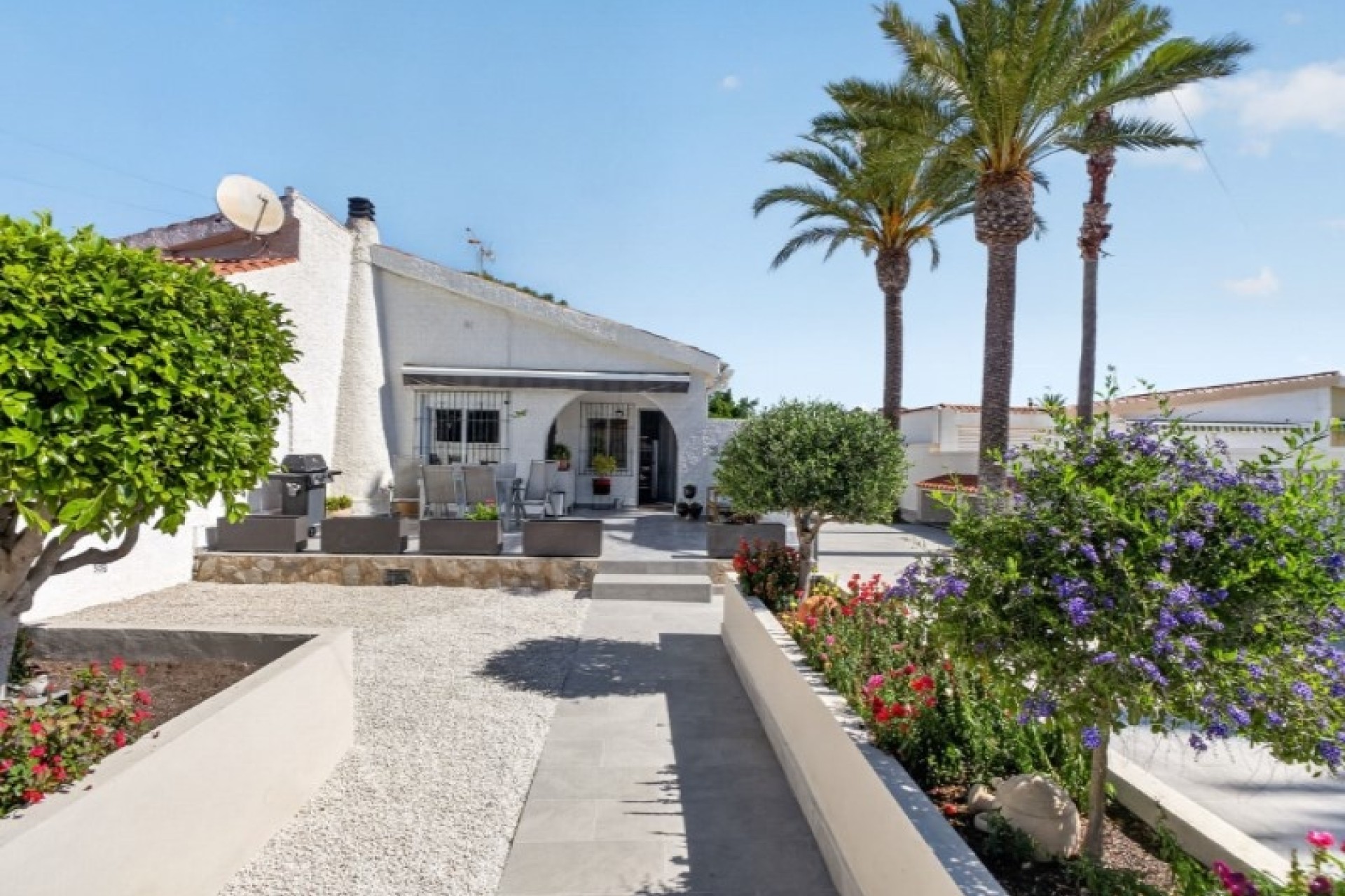 Resale - Freistehende Villa -
Torrevieja - Costa Blanca