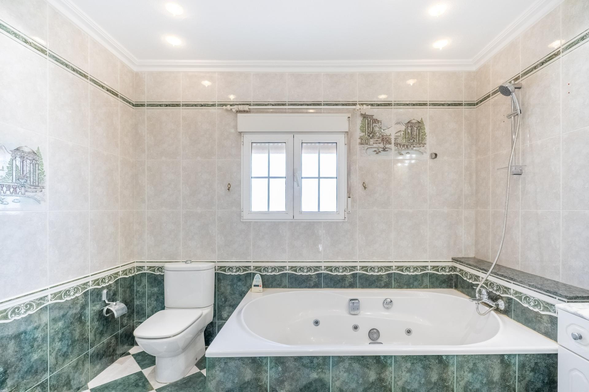 Resale - Freistehende Villa -
Torrevieja - El chaparral