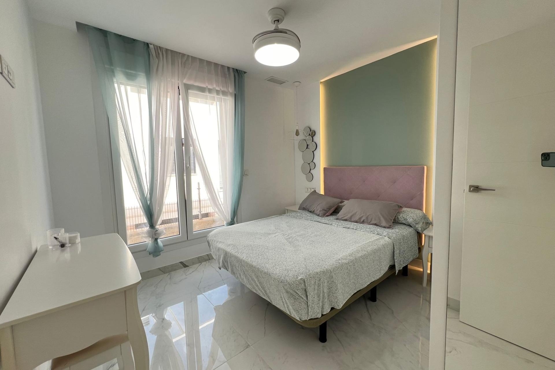 Resale - Freistehende Villa -
Torrevieja - La Mata