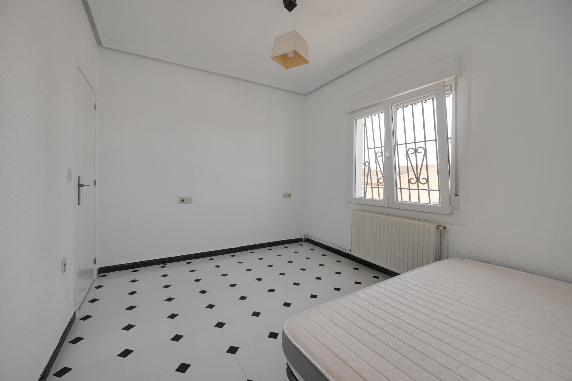 Resale - Freistehende Villa -
Torrevieja - La Siesta - El Salado - Torreta