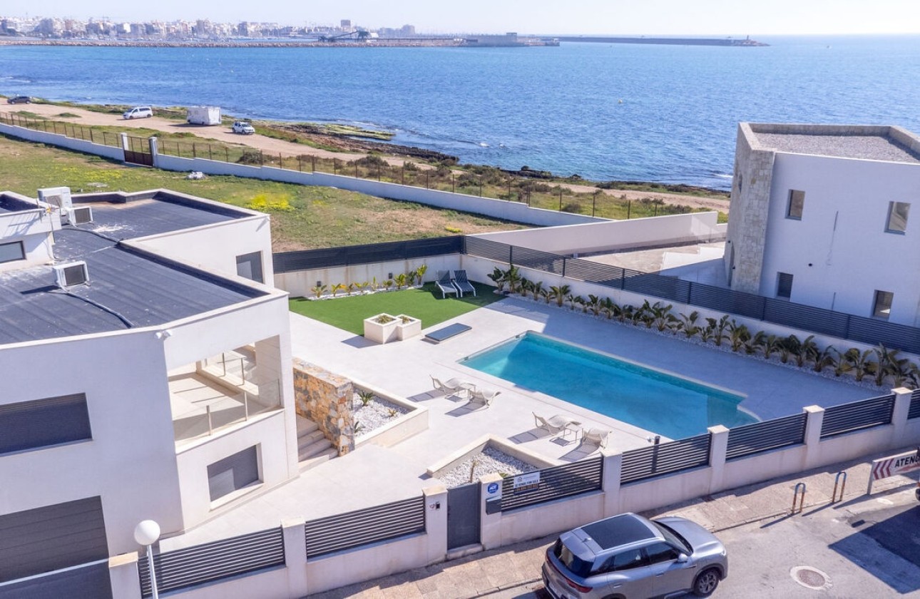 Resale - Freistehende Villa -
Torrevieja - La Valeta
