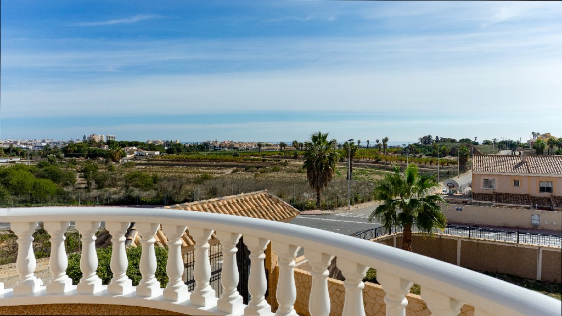 Resale - Freistehende Villa -
Torrevieja - Los altos