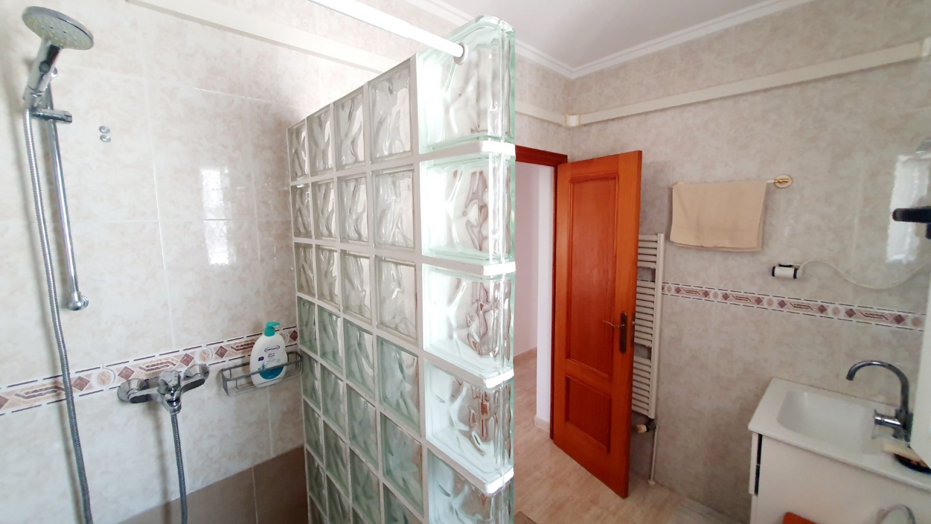 Resale - Freistehende Villa -
Torrevieja - Los Balcones