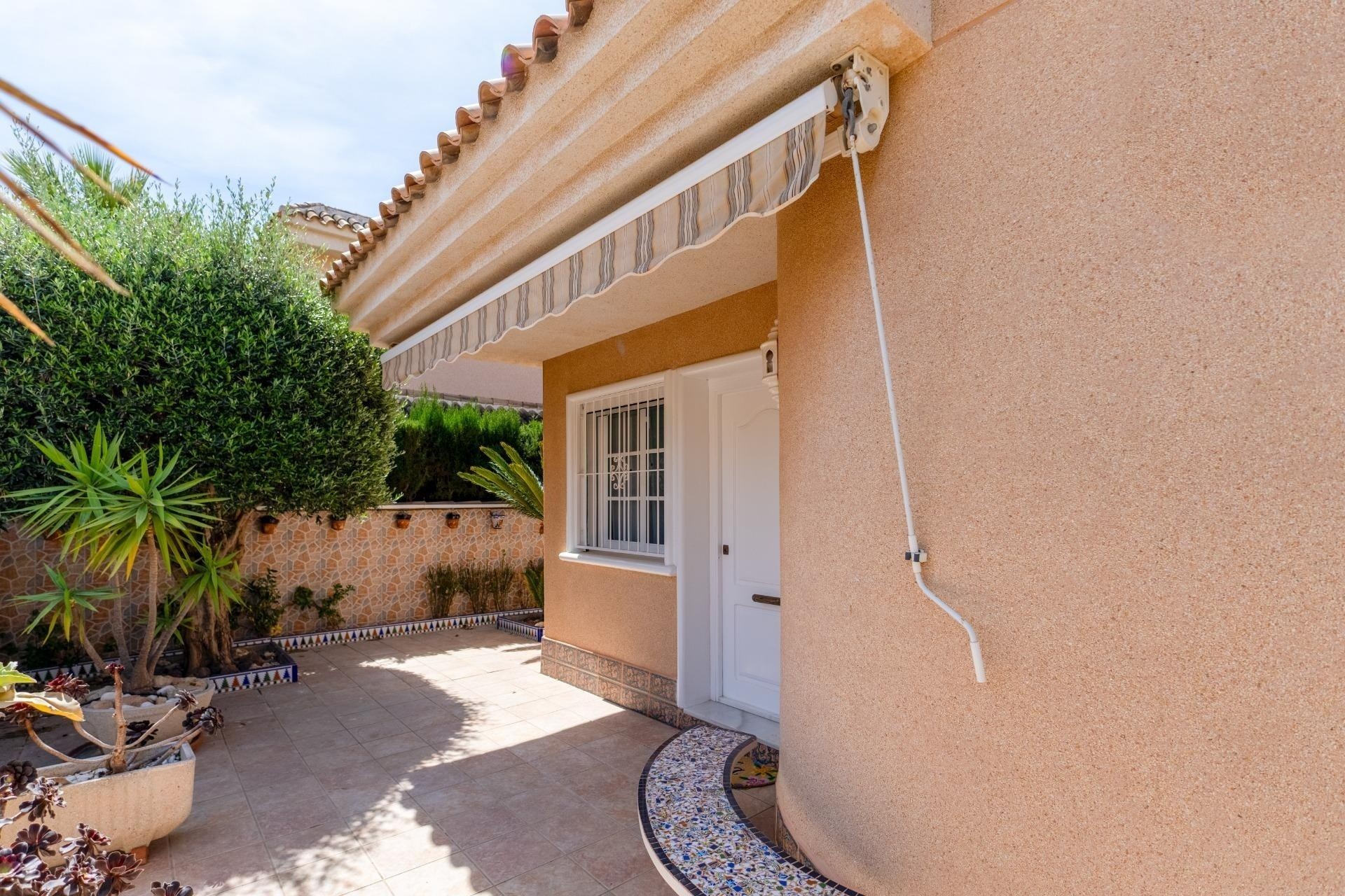 Resale - Freistehende Villa -
Torrevieja - Los Balcones