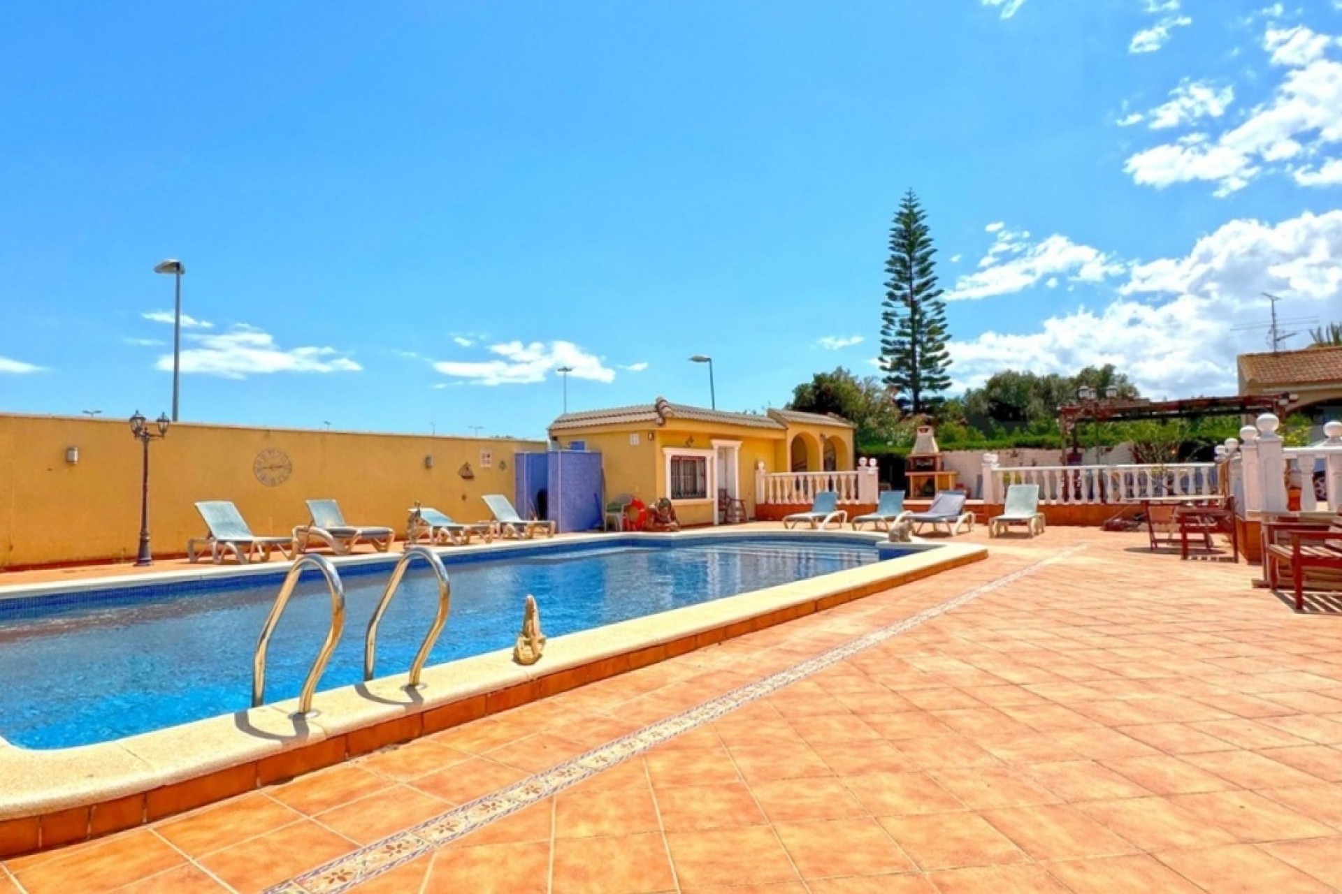 Resale - Freistehende Villa -
Torrevieja - Los Balcones