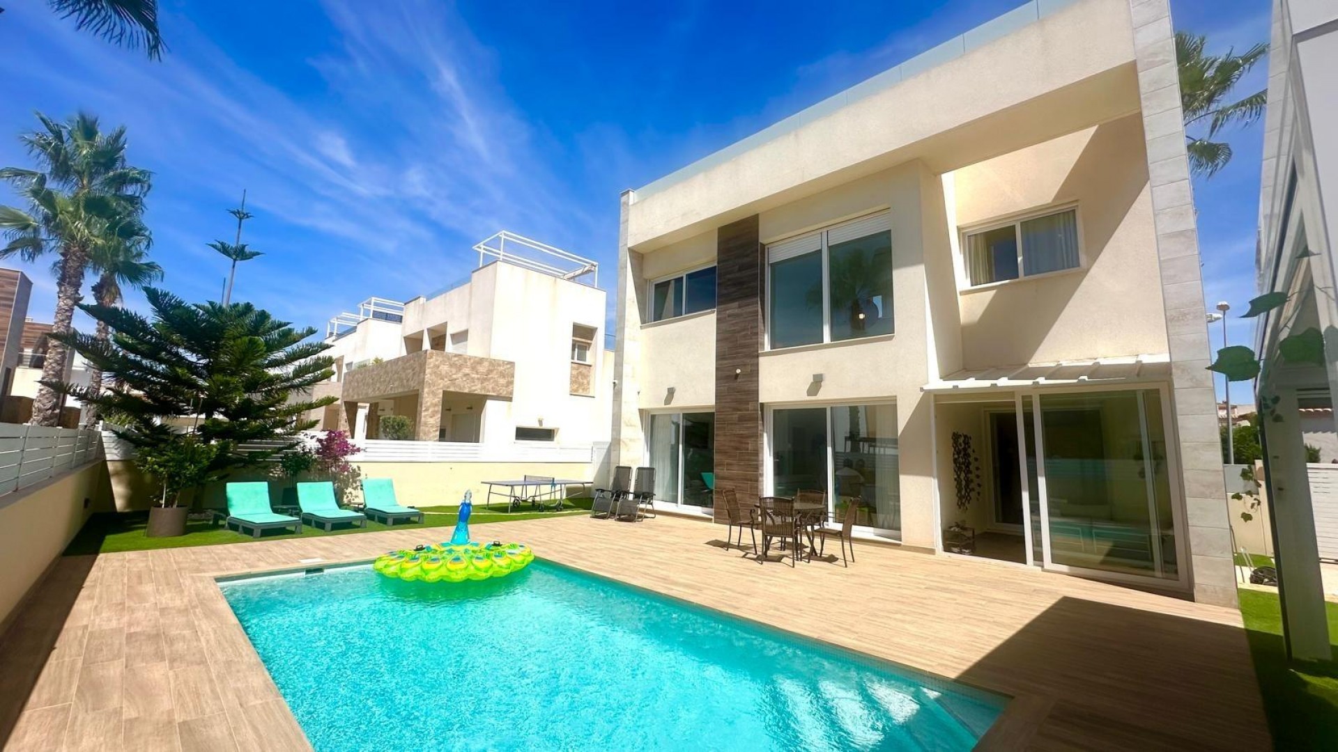 Resale - Freistehende Villa -
Torrevieja - Miramar - Torre del Moro