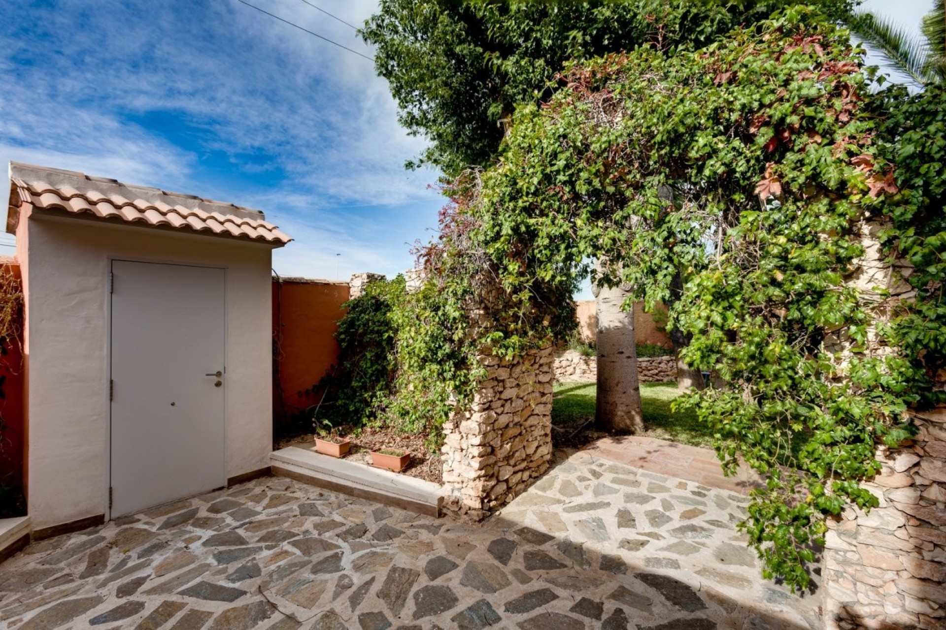 Resale - Freistehende Villa -
Torrevieja - San Luis