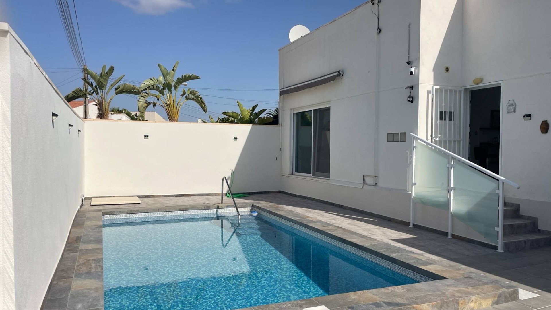 Resale - Freistehende Villa -
Torrevieja - San Luis
