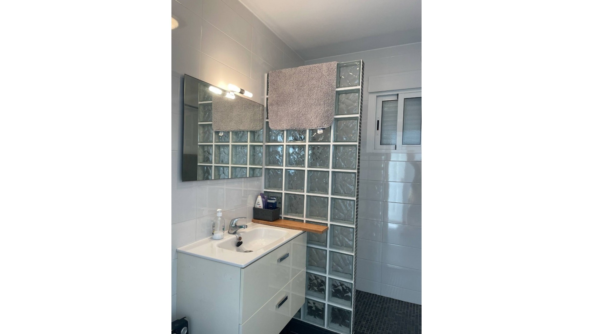 Resale - Freistehende Villa -
Torrevieja - San Luis