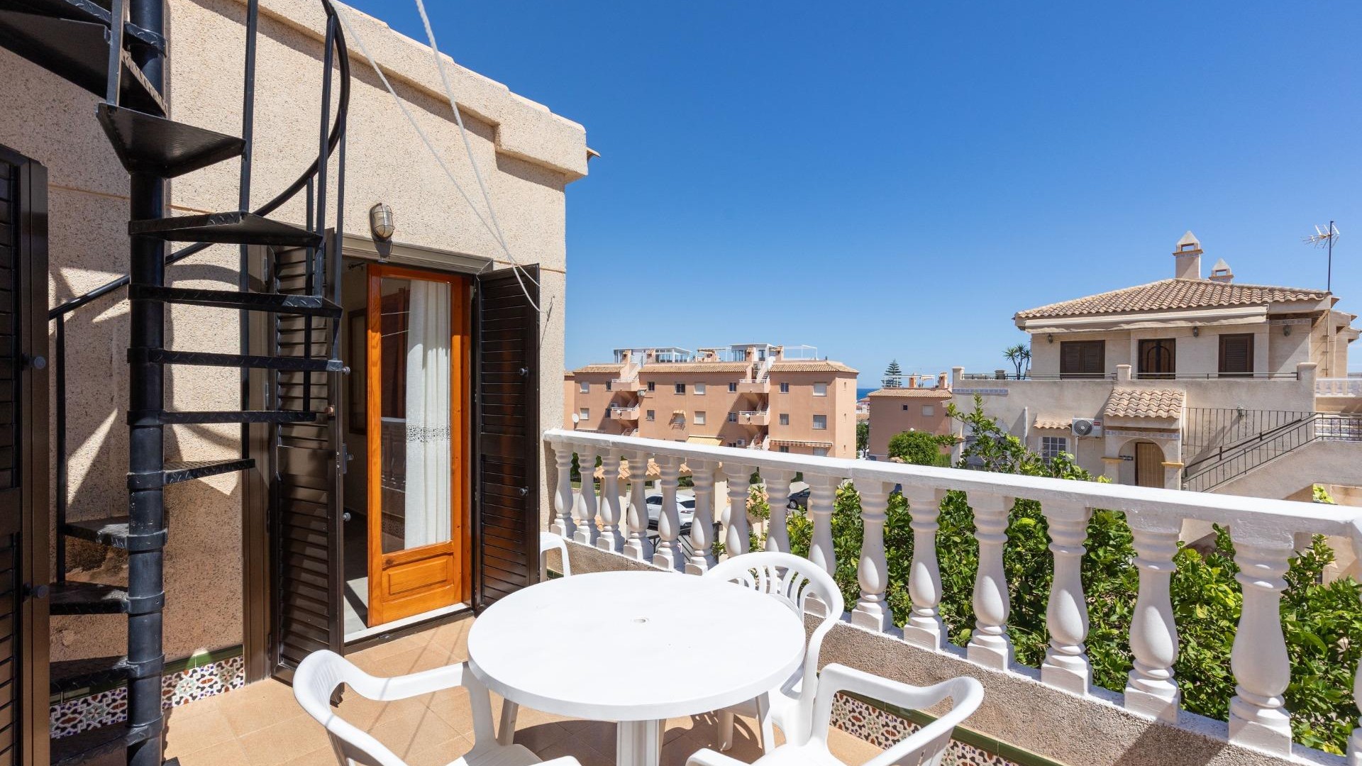 Resale - Freistehende Villa -
Torrevieja - Torreblanca