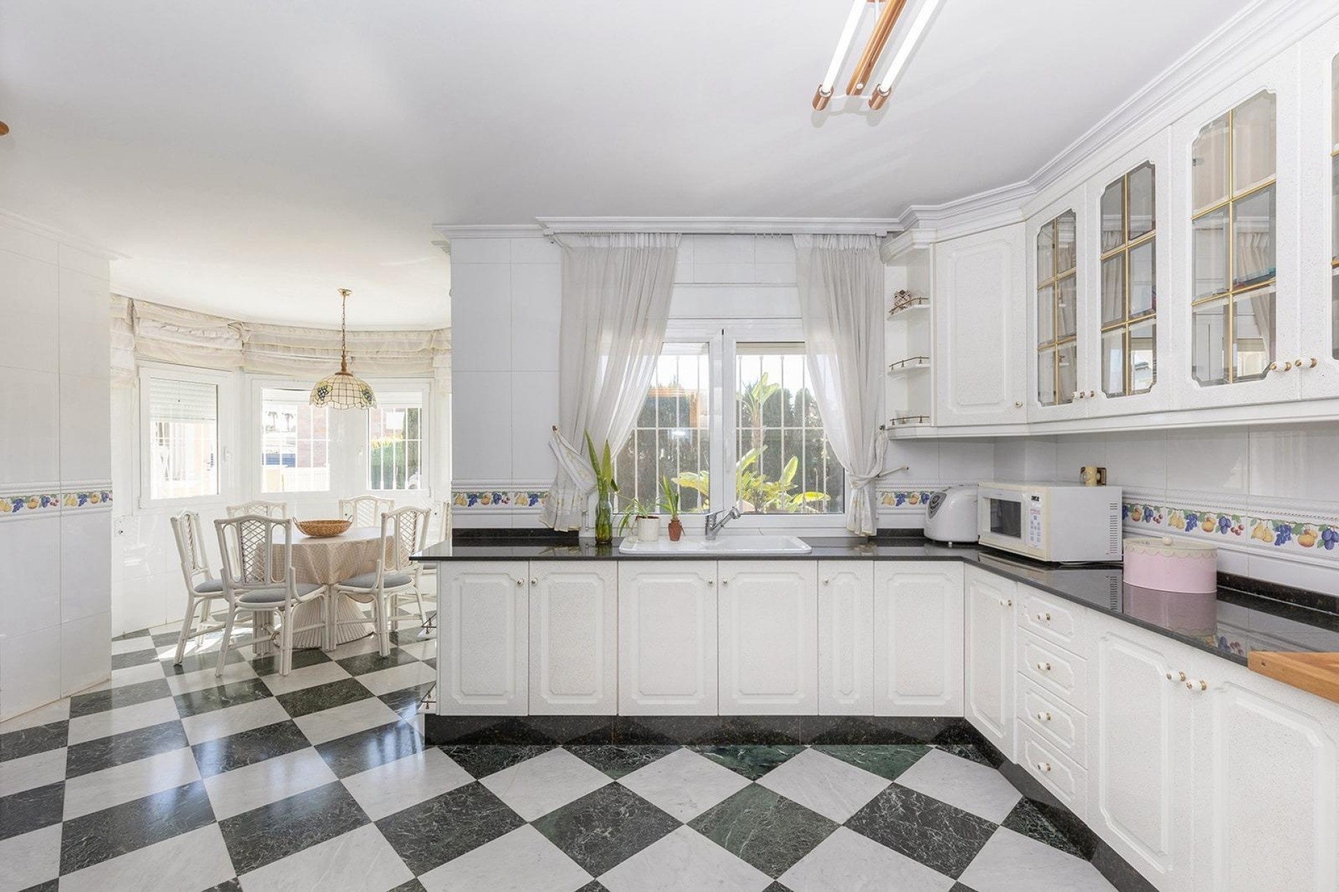 Resale - Freistehende Villa -
Torrevieja - Torreta florida