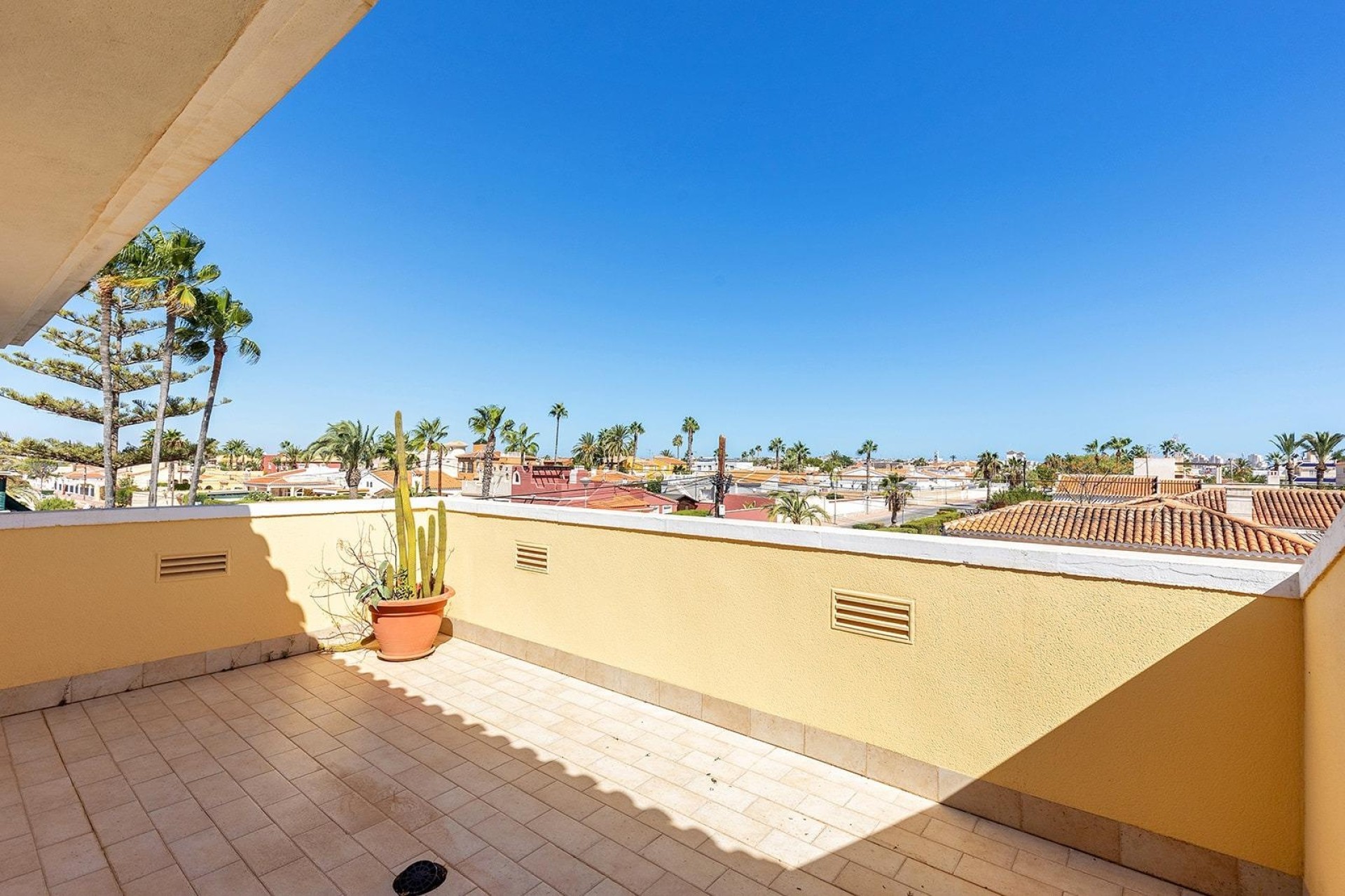 Resale - Freistehende Villa -
Torrevieja - Torreta florida