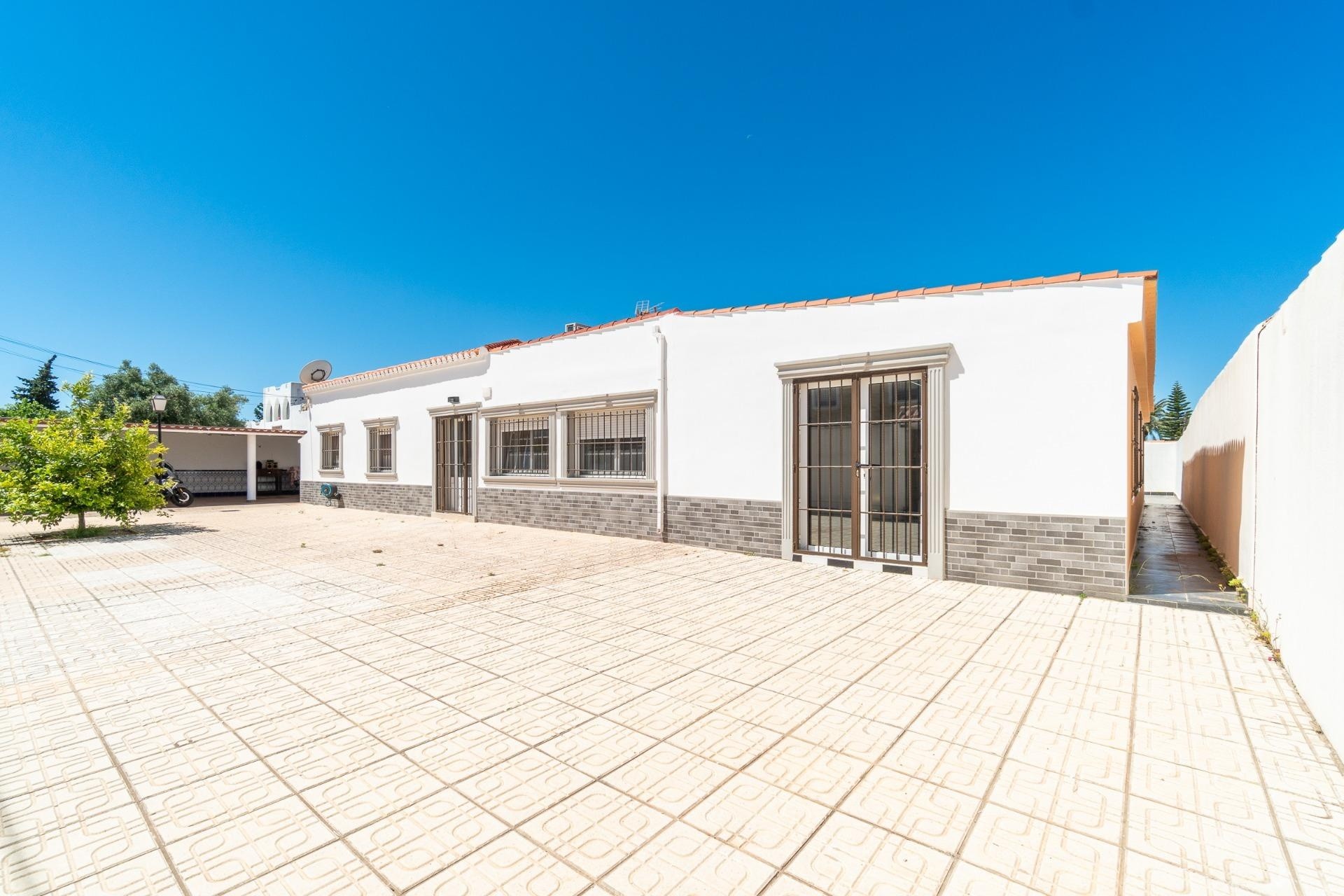 Resale - Freistehende Villa -
Torrevieja - Torreta florida