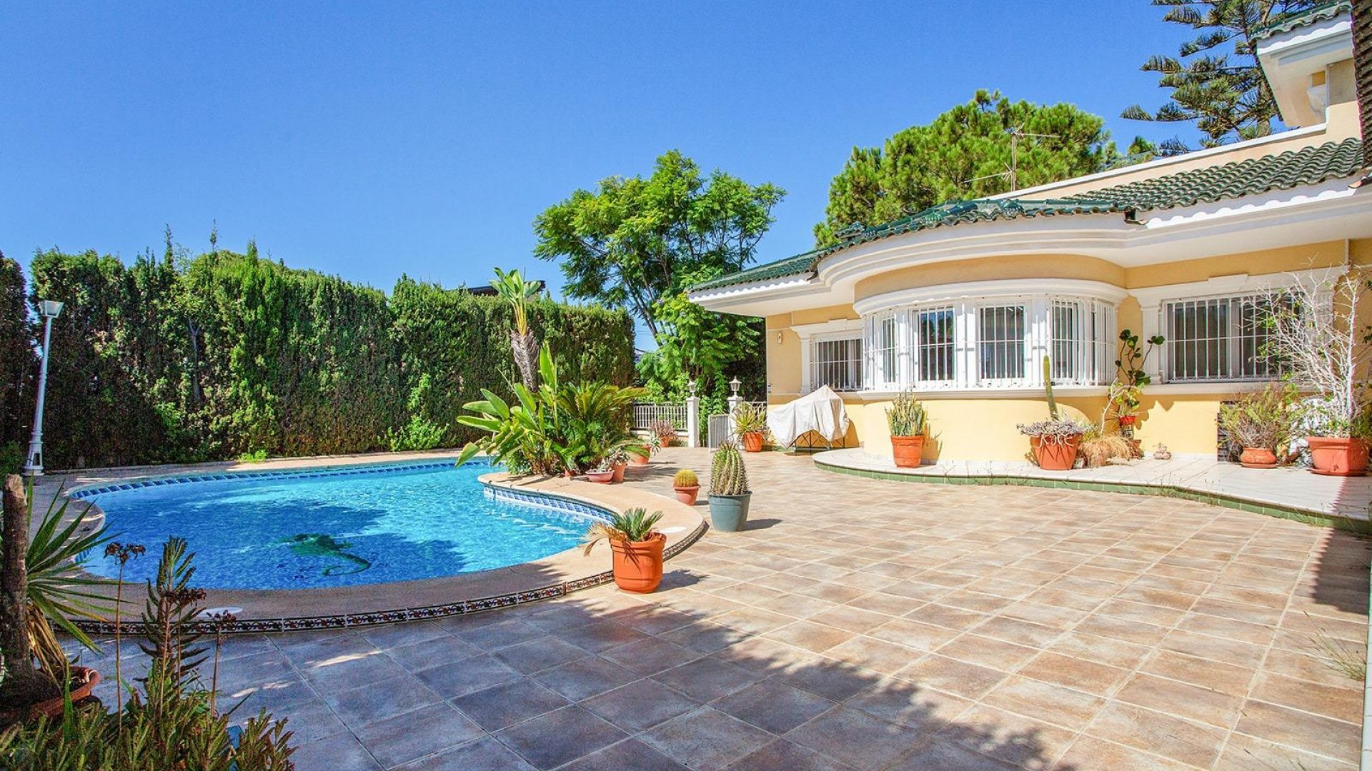 Resale - Freistehende Villa -
Torrevieja - Torreta florida