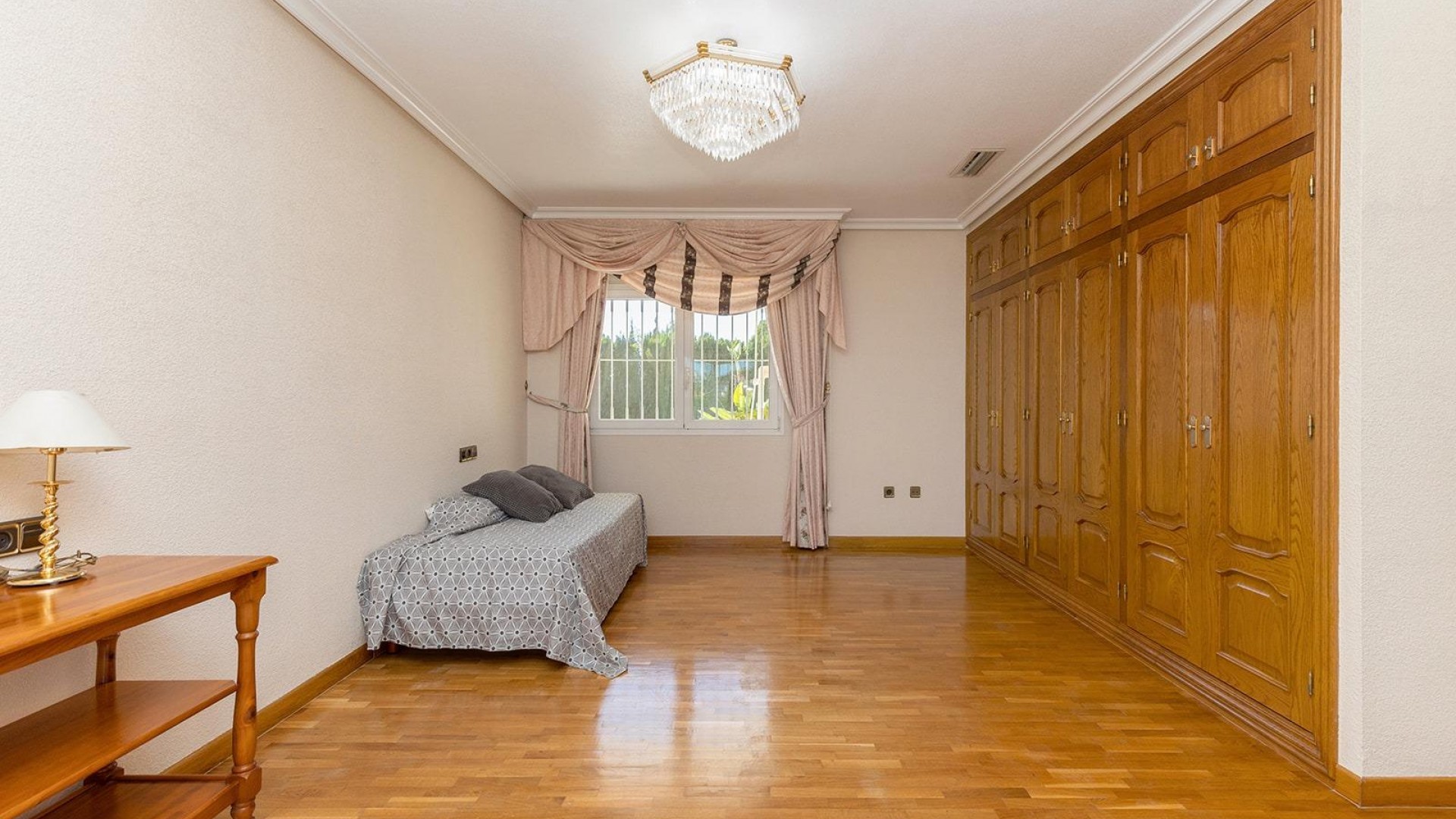 Resale - Freistehende Villa -
Torrevieja - Torreta florida