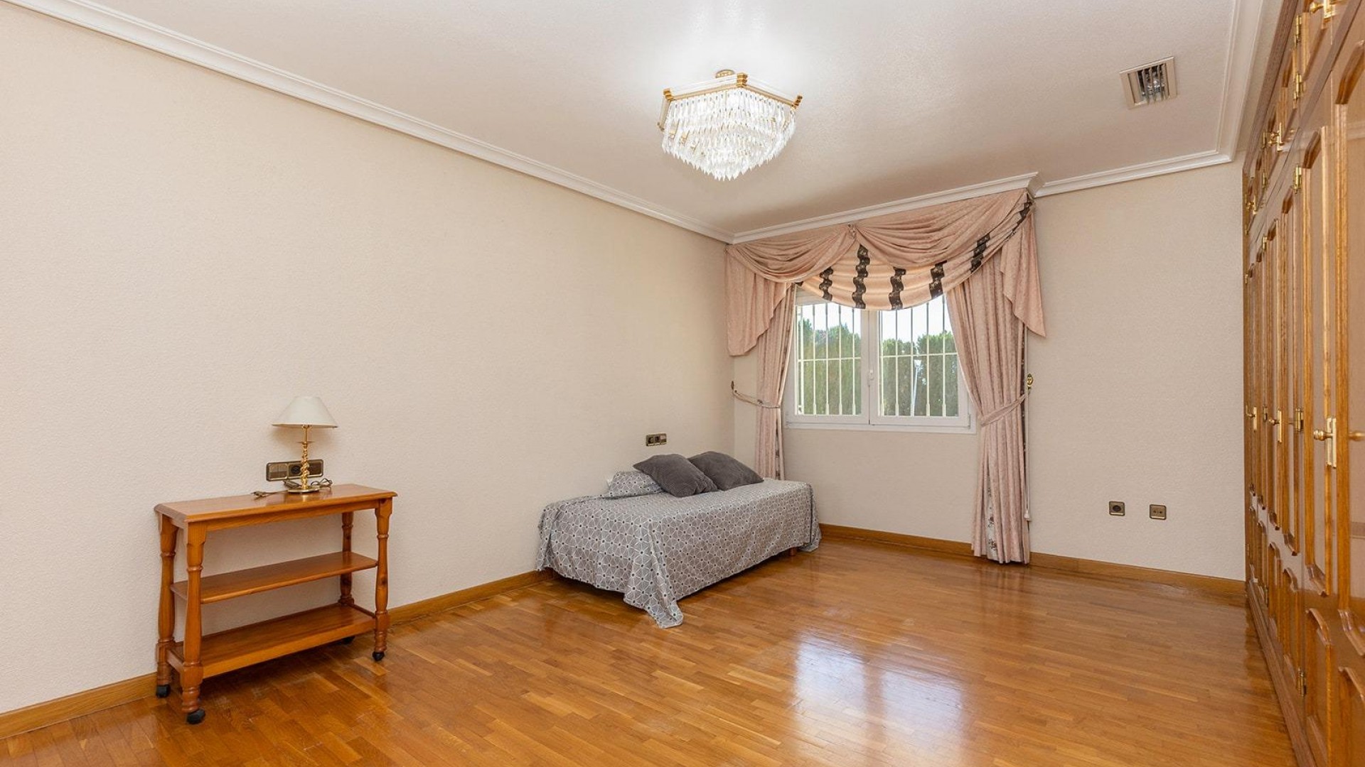 Resale - Freistehende Villa -
Torrevieja - Torreta florida