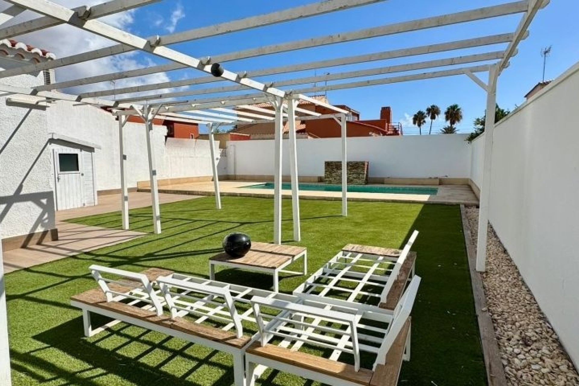 Resale - Freistehende Villa -
Torrevieja