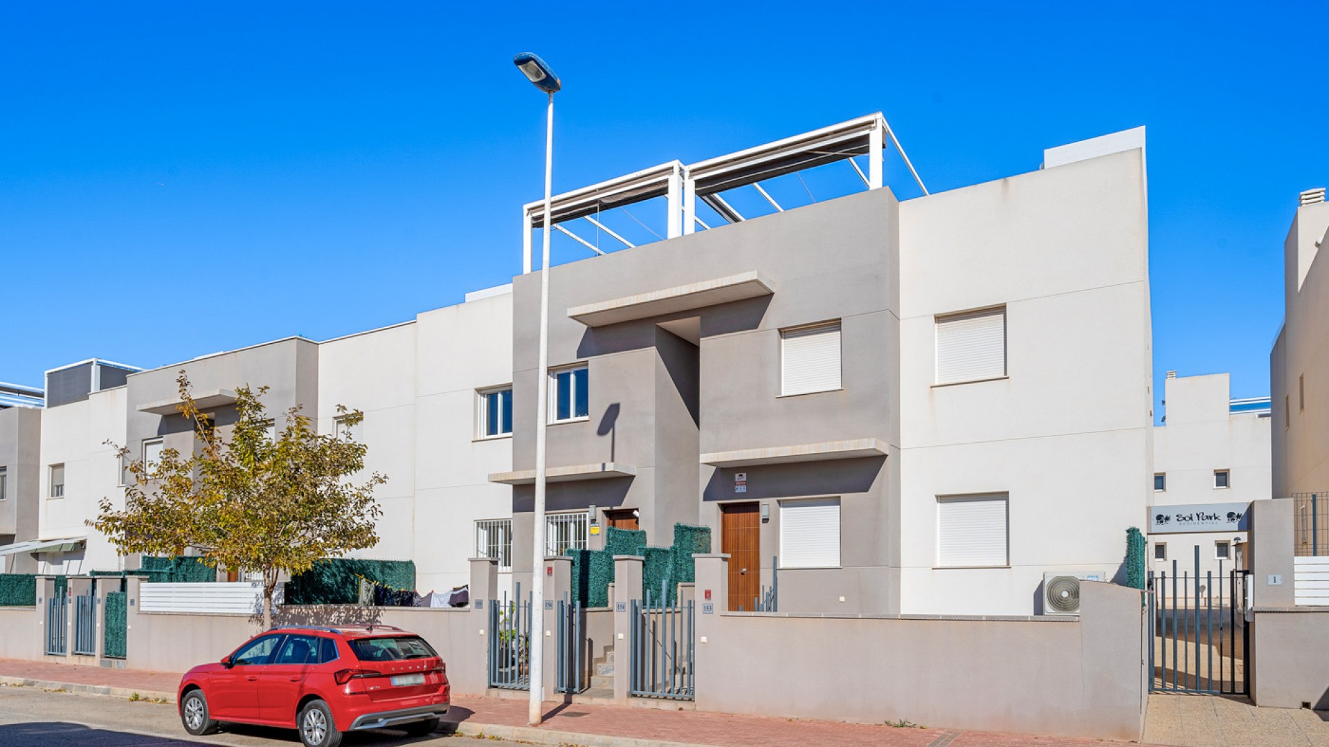 Resale - Freistehende Villa -
Torrevieja
