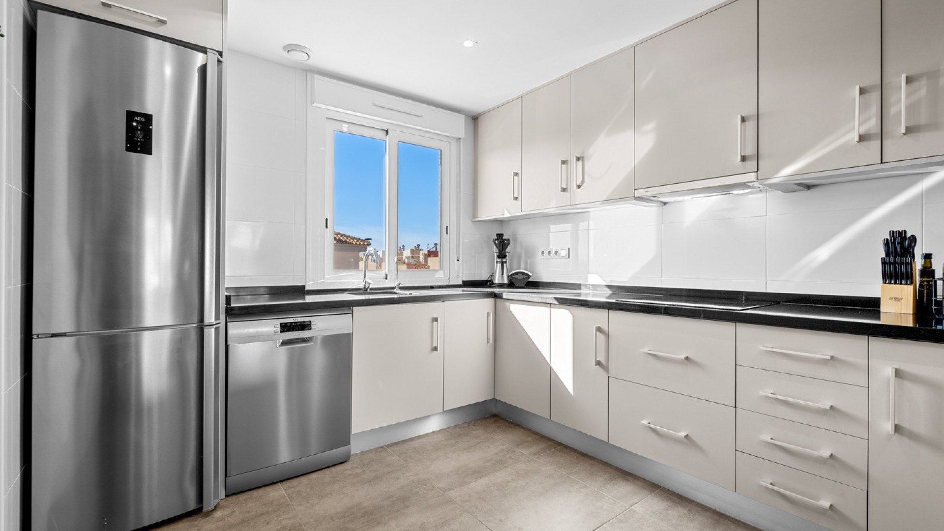 Resale - Freistehende Villa -
Torrevieja