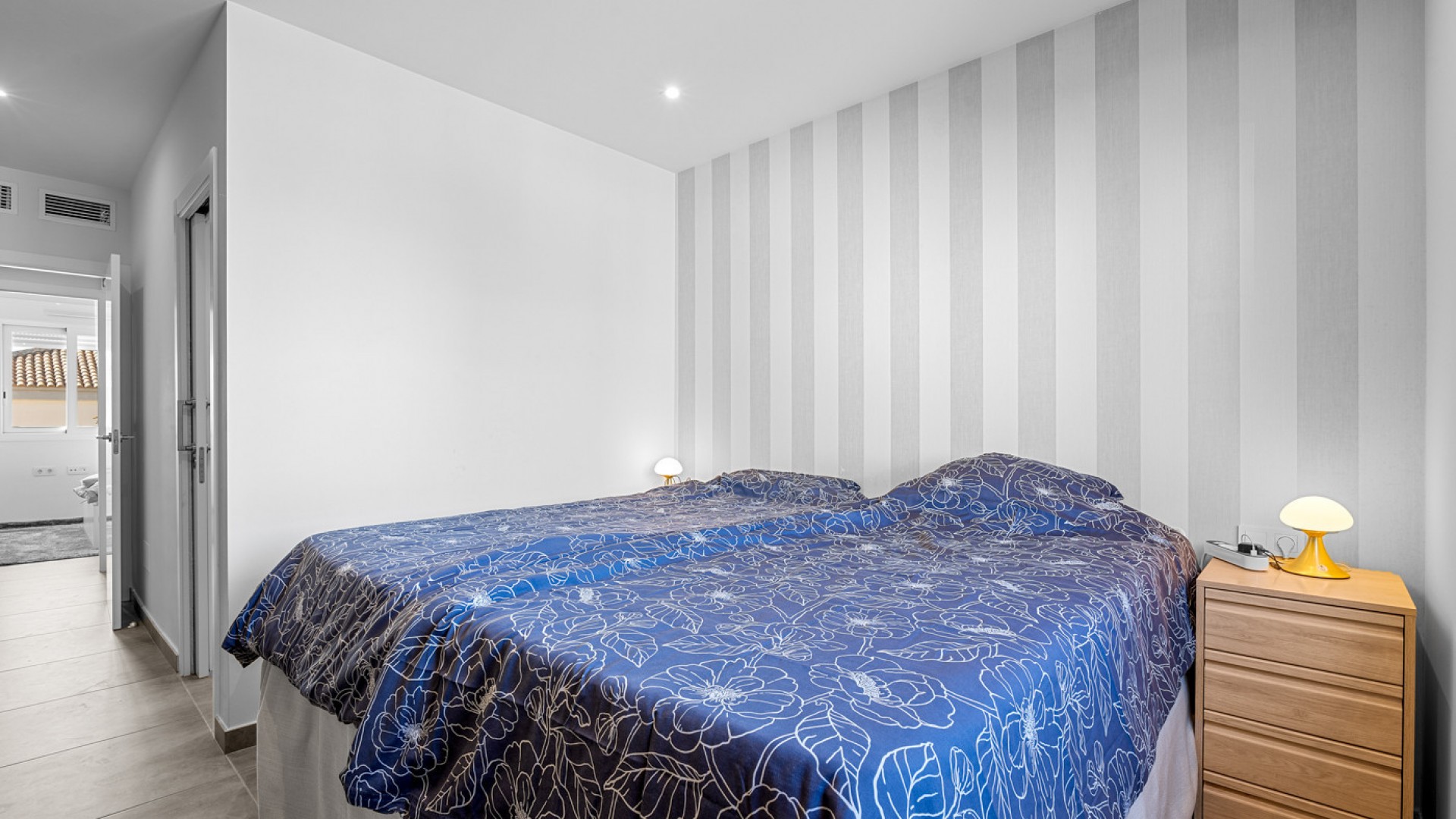 Resale - Freistehende Villa -
Torrevieja