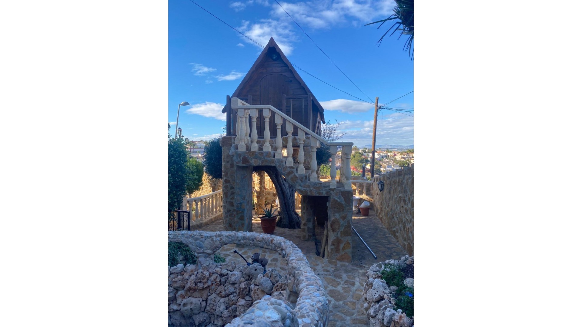 Resale - Freistehende Villa -
Torrevieja