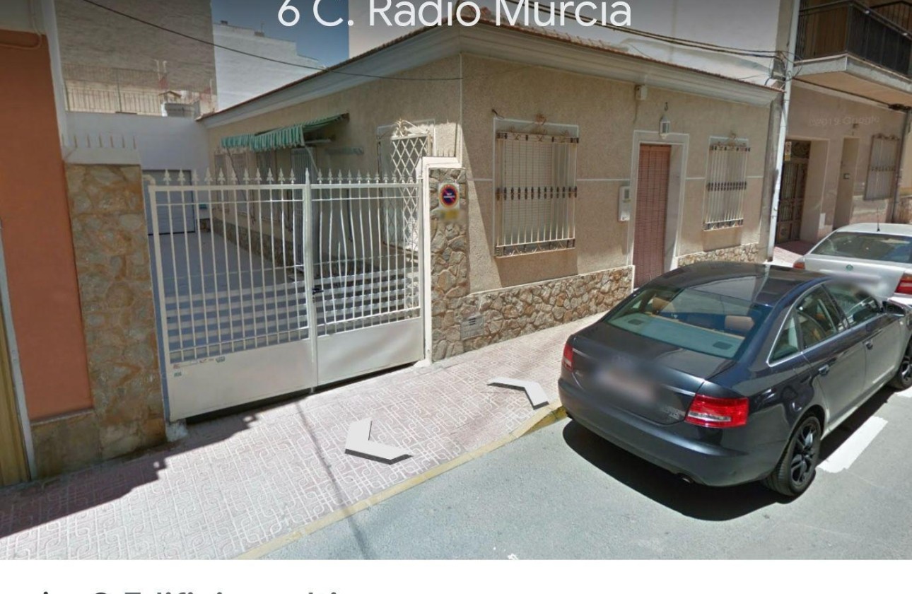 Resale - Freistehende Villa -
Torrevieja