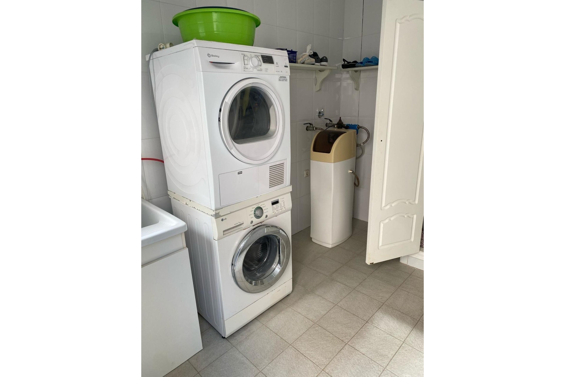 Resale - Freistehende Villa -
Torrevieja