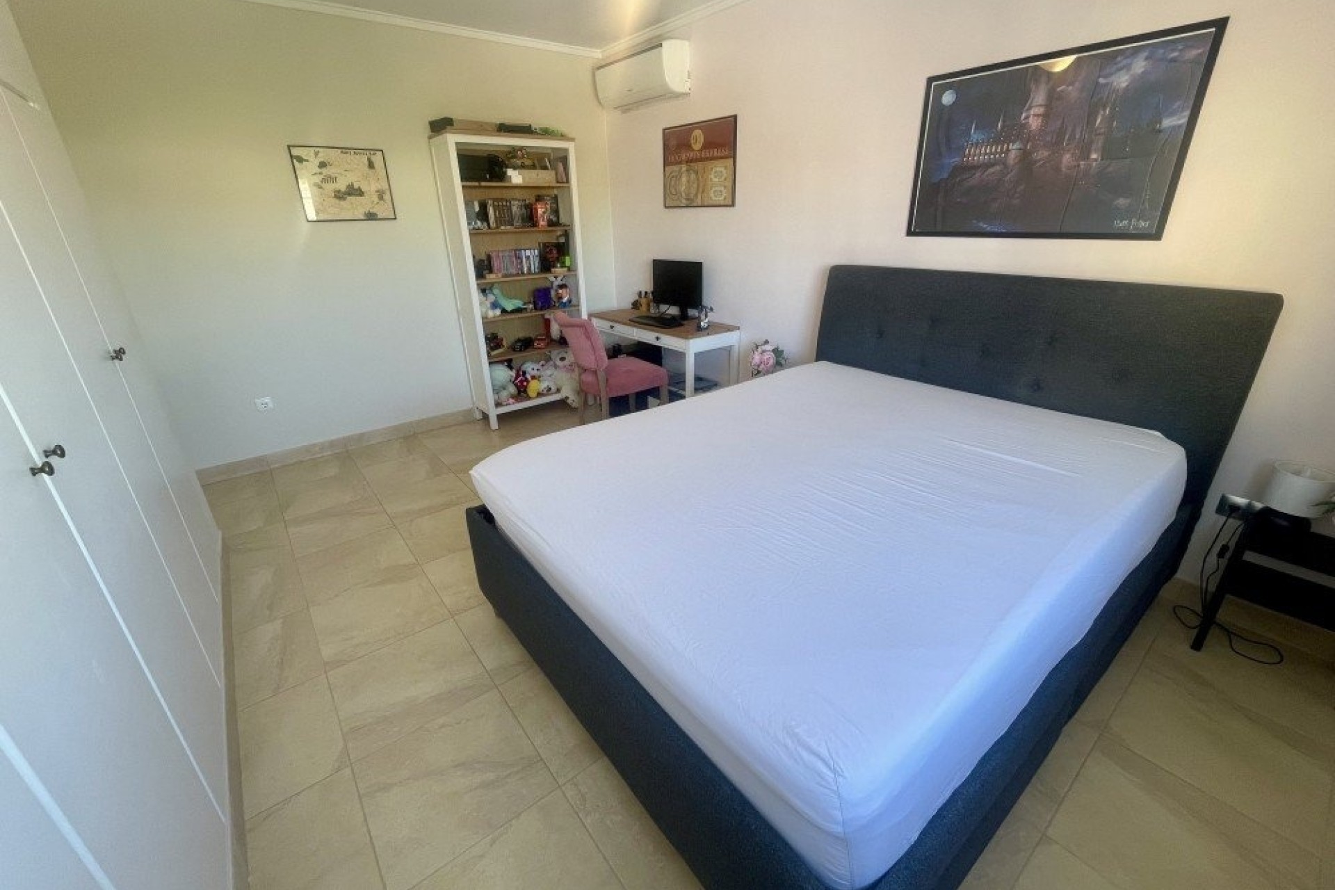Resale - Freistehende Villa -
Urb. La Marina - Inland
