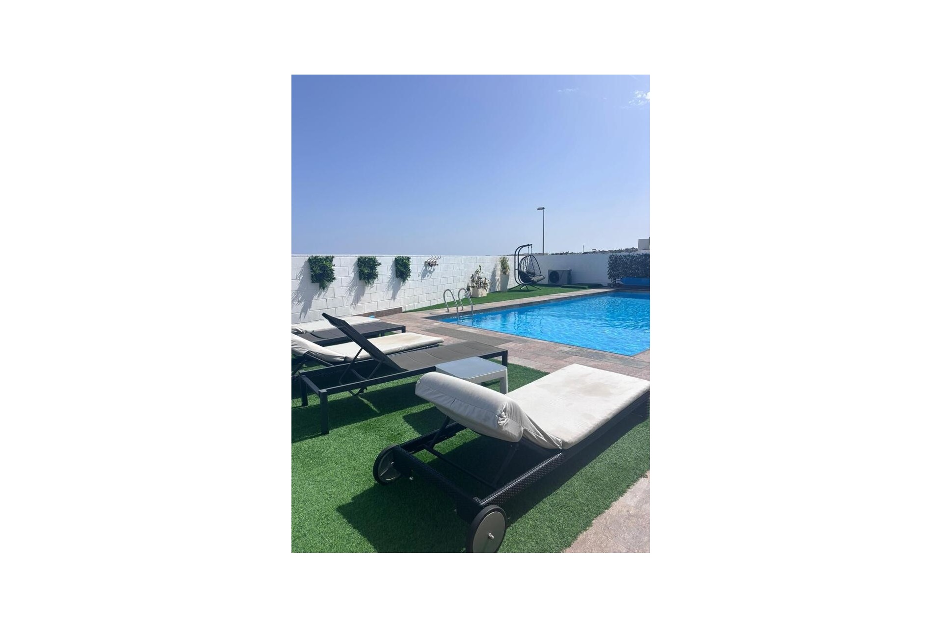 Resale - Freistehende Villa -
Villamartín - Costa Blanca