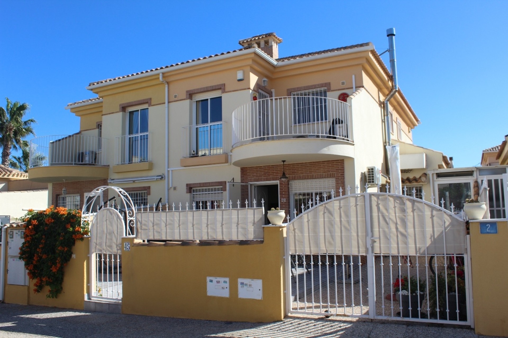 Resale - Freistehende Villa -
Villamartín - Costa Blanca