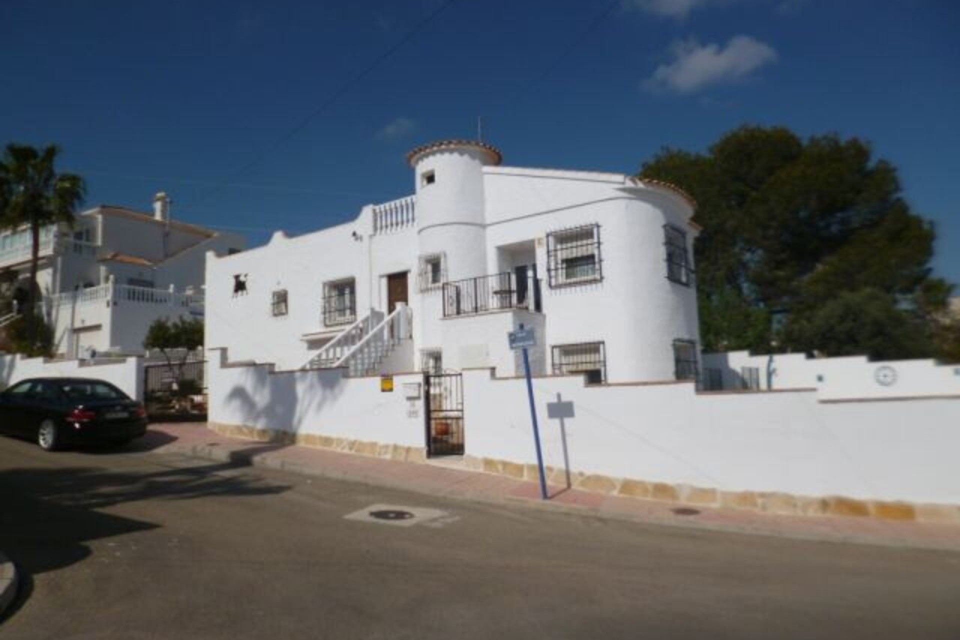 Resale - Freistehende Villa -
Villamartín - Costa Blanca