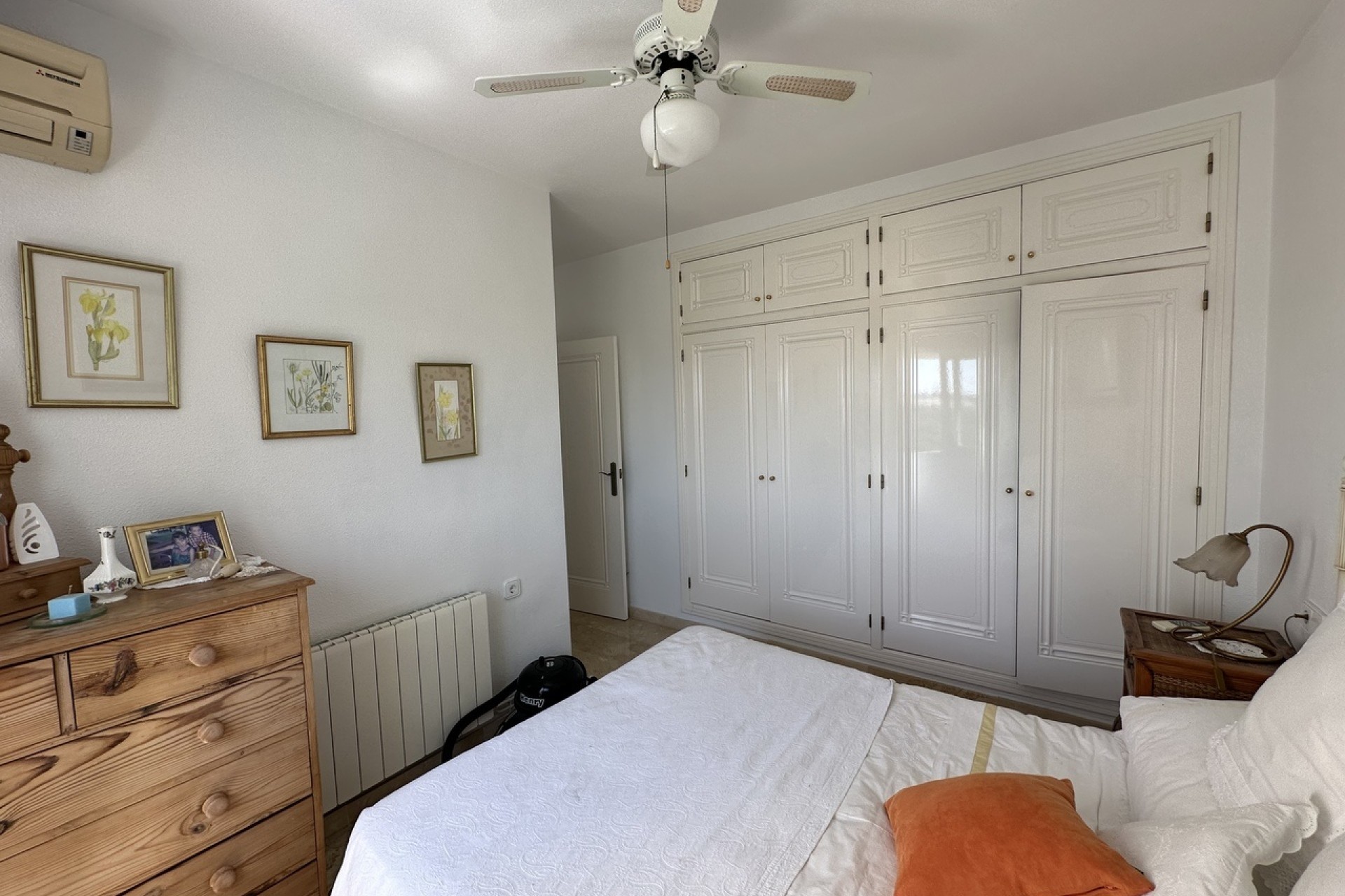 Resale - Freistehende Villa -
Villamartín - Costa Blanca