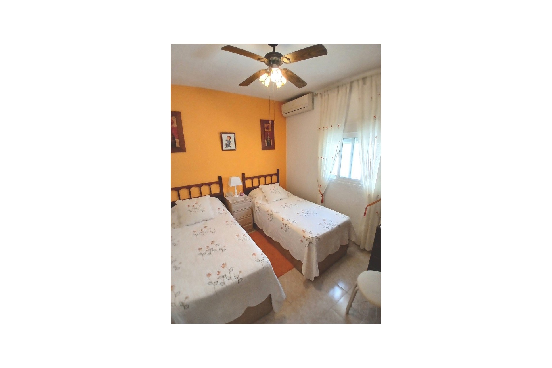 Resale - Freistehende Villa -
Villamartín - Costa Blanca