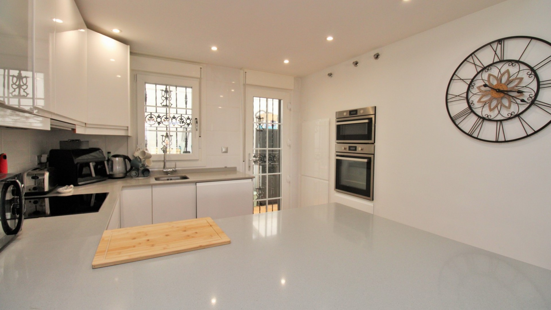 Resale - Freistehende Villa -
Villamartín - LOS DOLSES