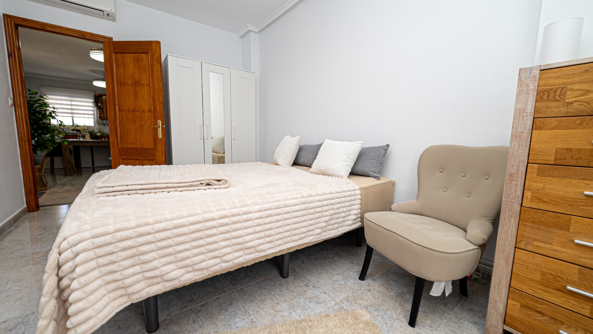 Resale - Freistehende Villa -
Villamartín - Montegolf