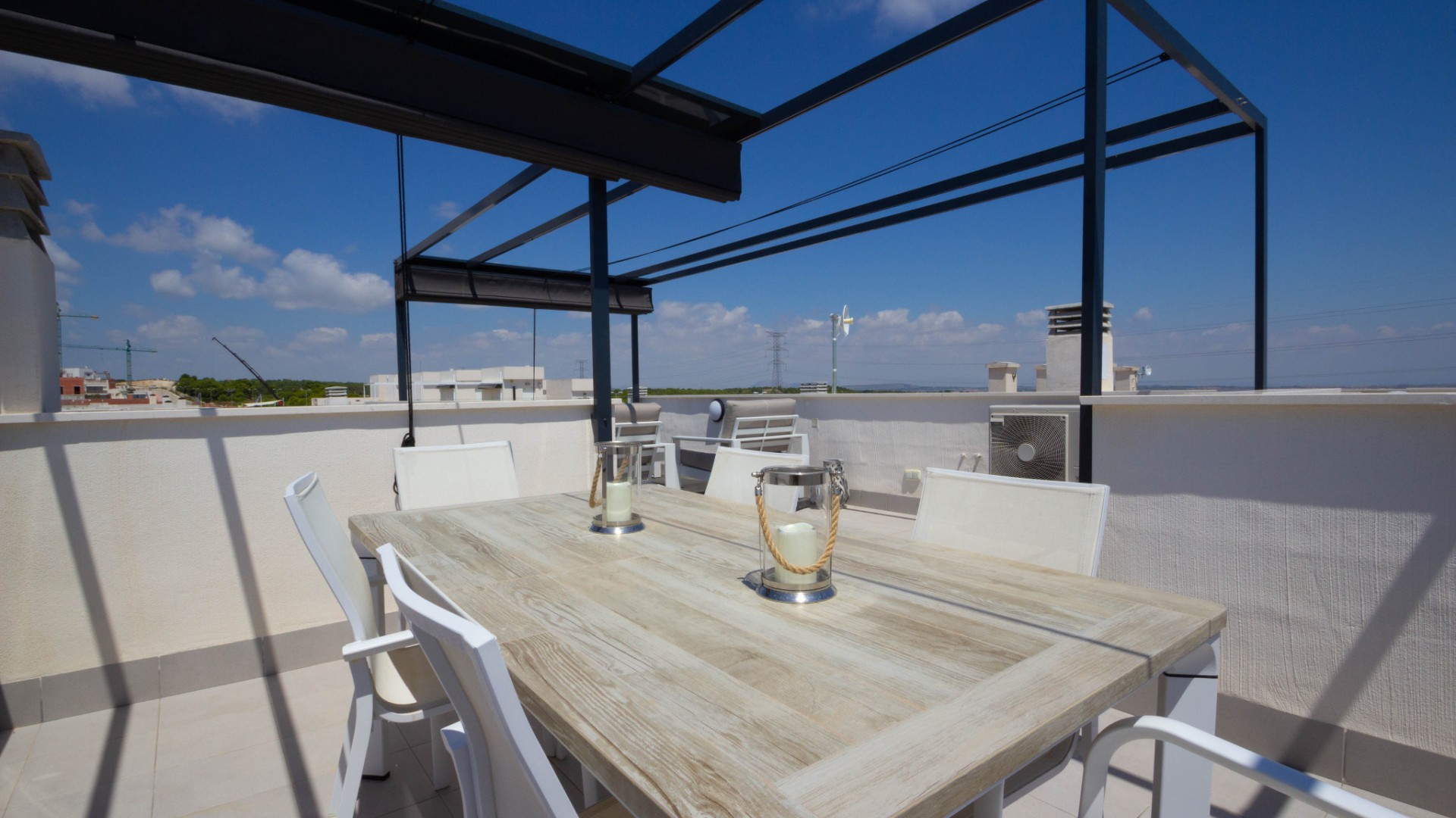 Resale - Freistehende Villa -
Villamartín - Pau 26