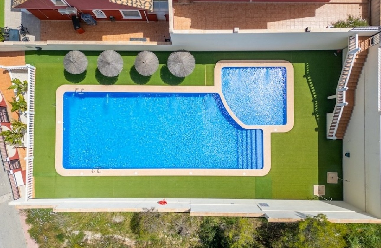 Resale - Freistehende Villa -
Villamartín - PAU 26