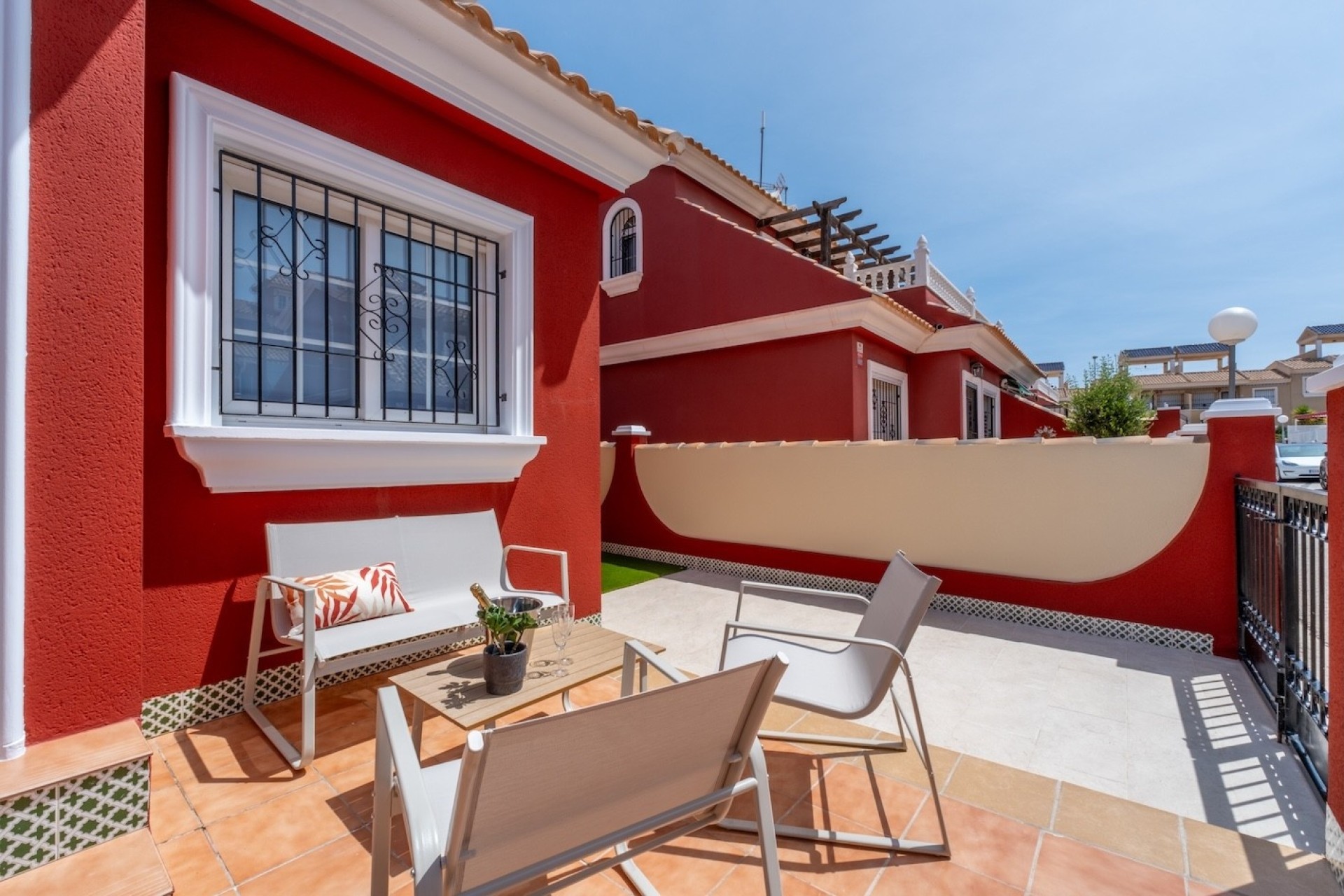 Resale - Freistehende Villa -
Villamartín - PAU 26