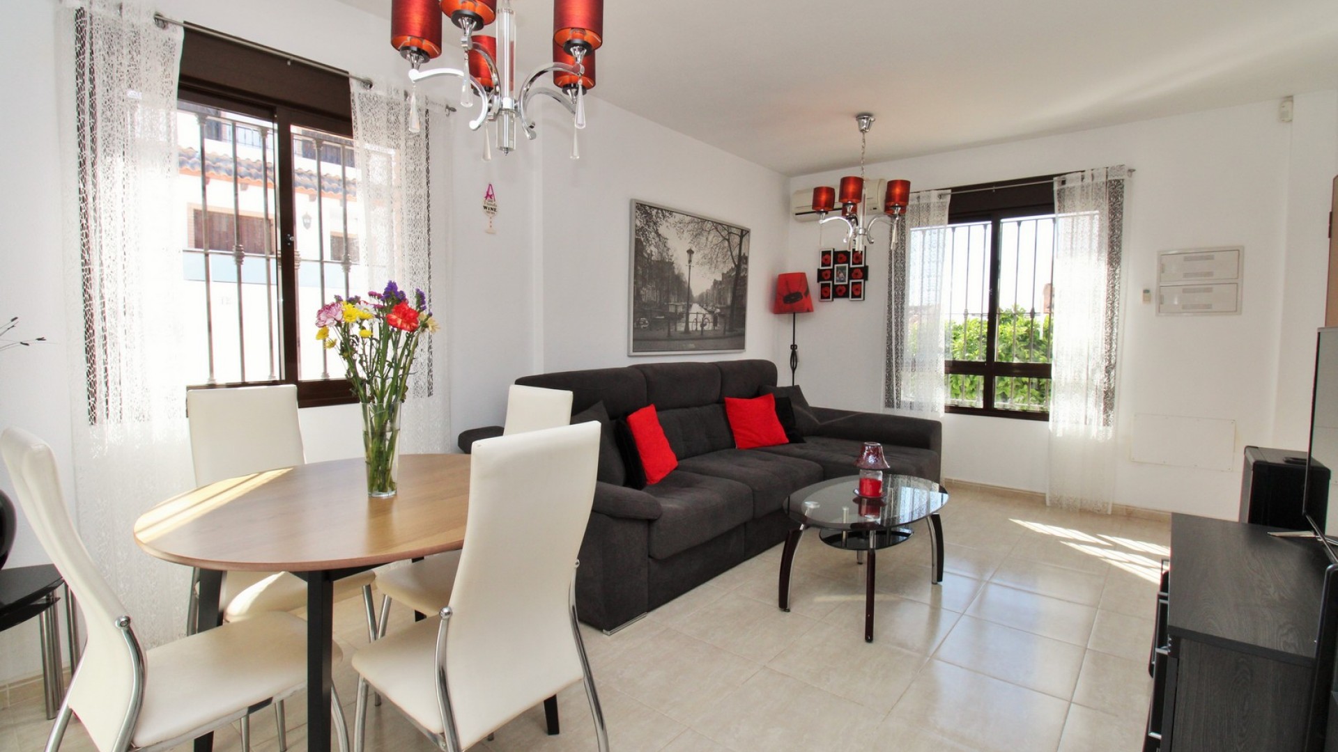 Resale - Freistehende Villa -
Villamartín - PAU 8