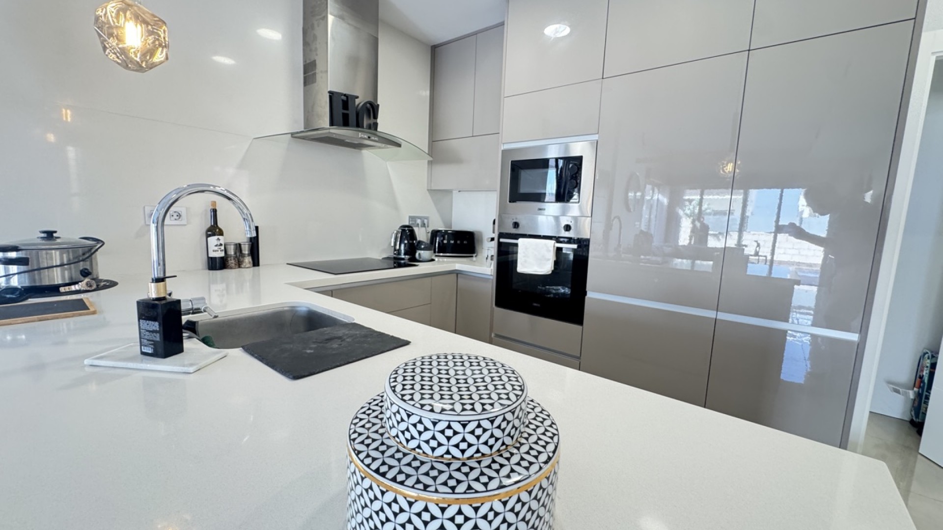 Resale - Freistehende Villa -
Villamartín - V