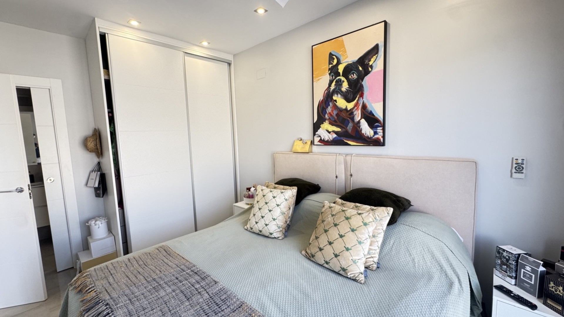 Resale - Freistehende Villa -
Villamartín - V