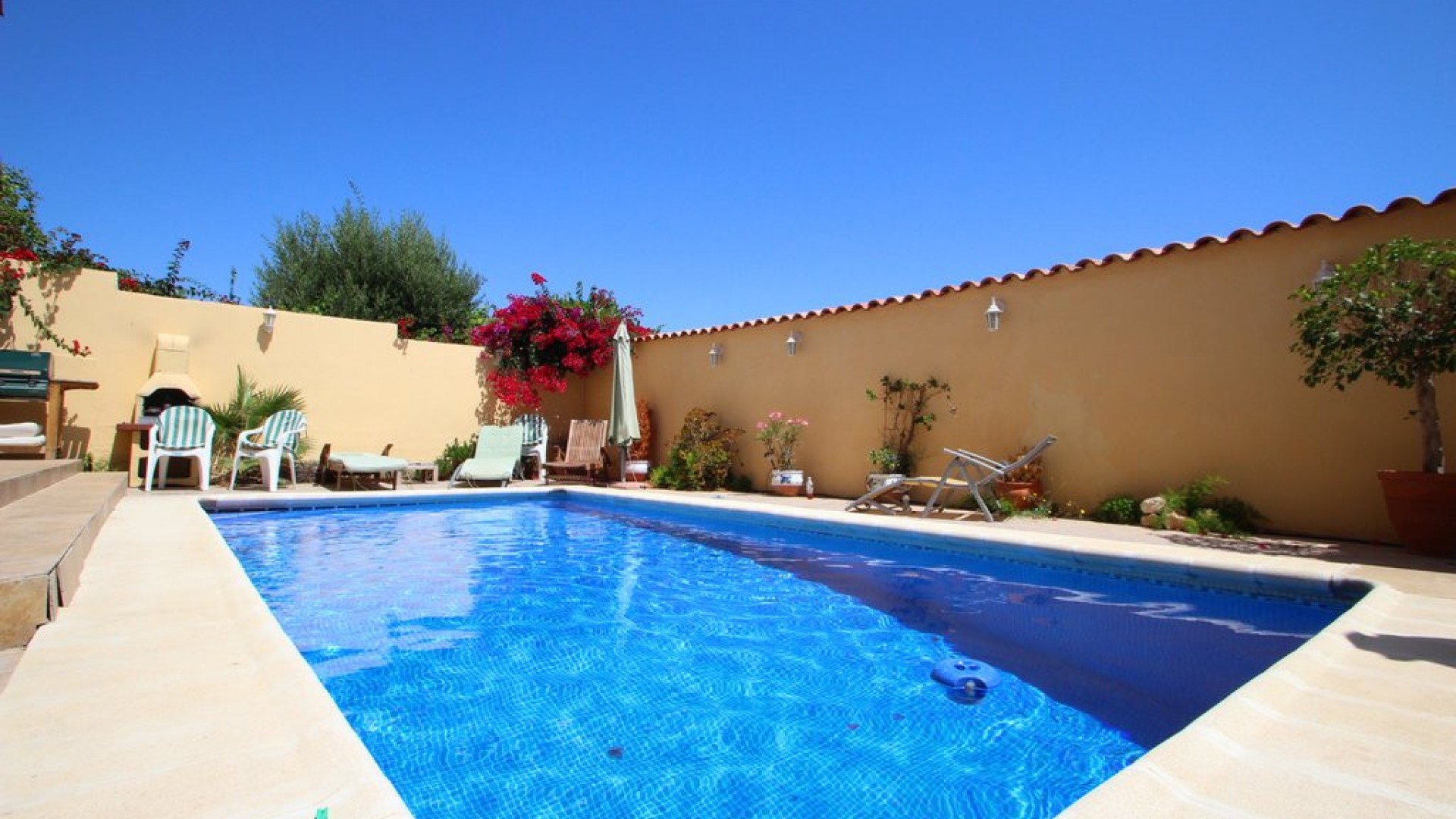 Resale - Freistehende Villa -
Villamartín - Villacosta