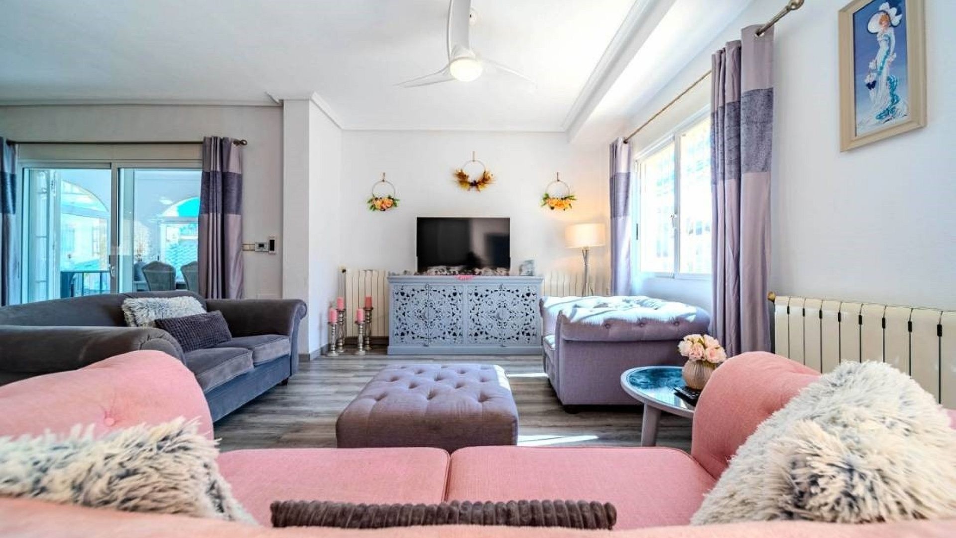 Resale - Freistehende Villa -
Villamartín