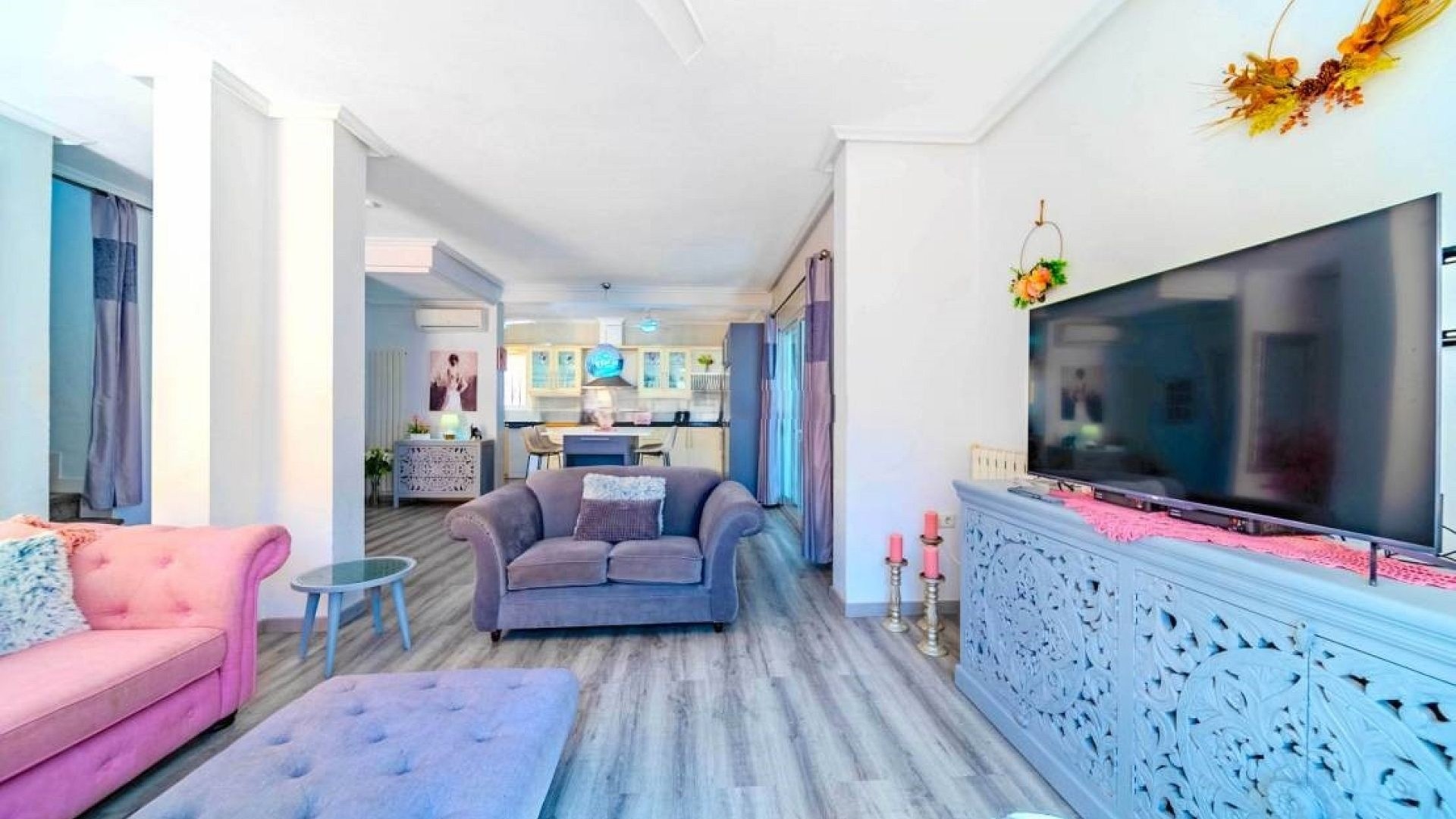 Resale - Freistehende Villa -
Villamartín