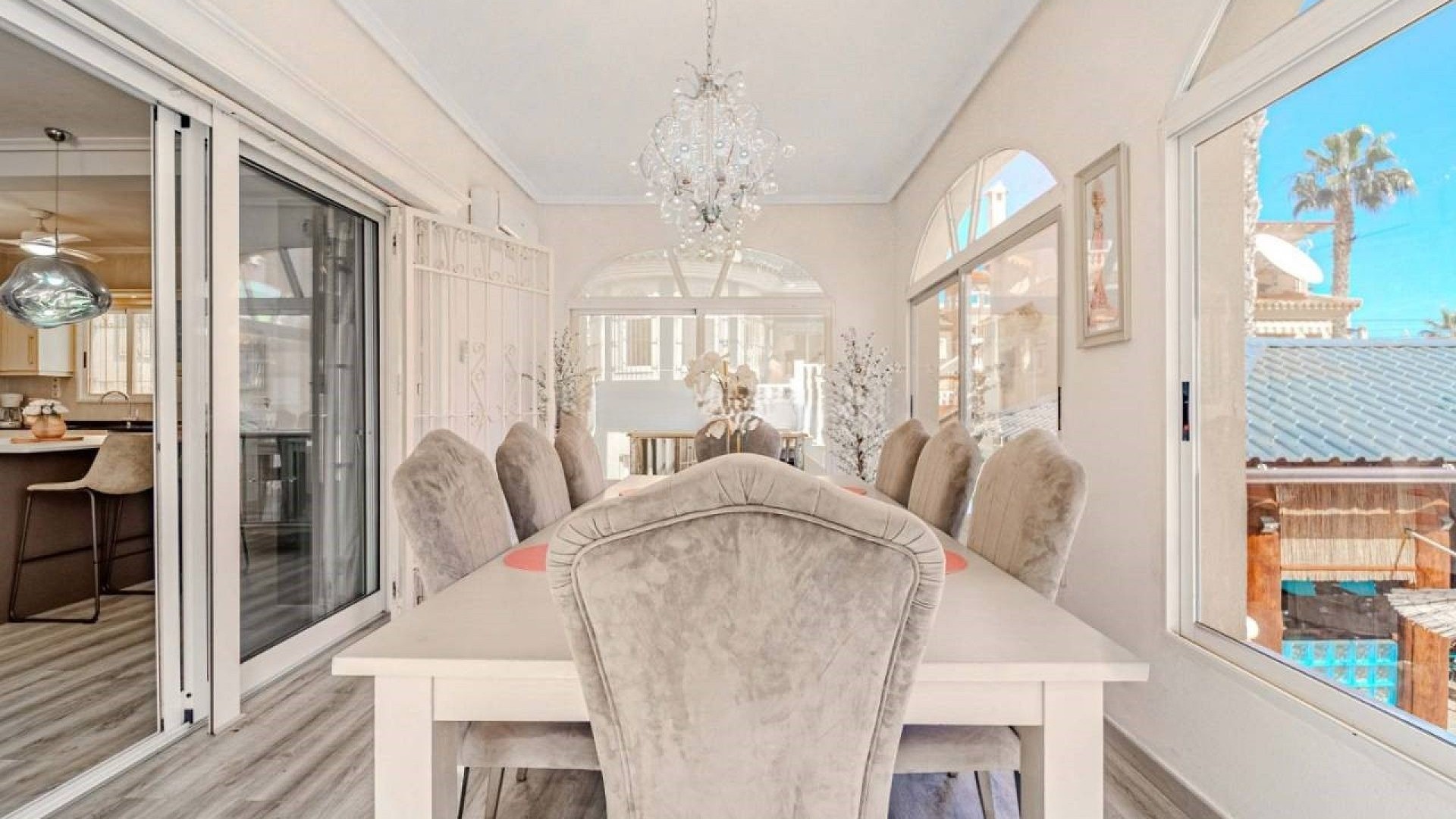 Resale - Freistehende Villa -
Villamartín