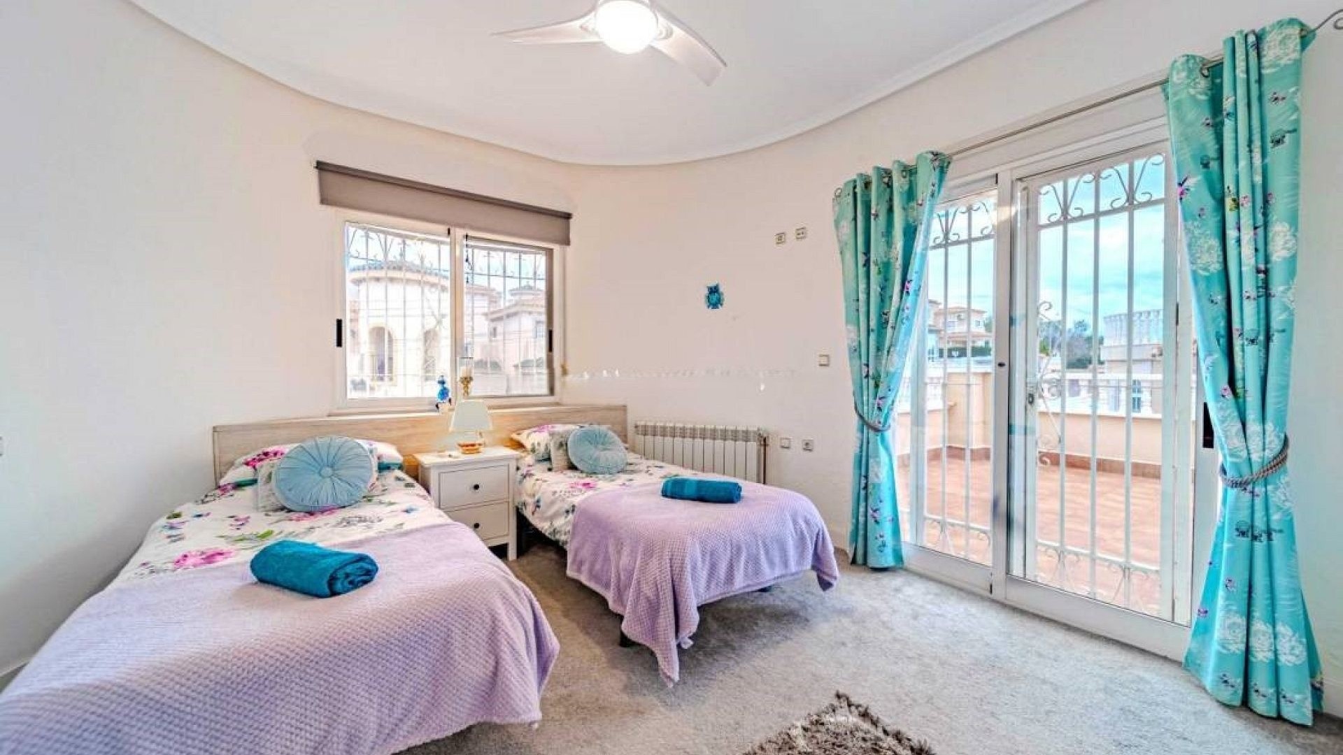 Resale - Freistehende Villa -
Villamartín