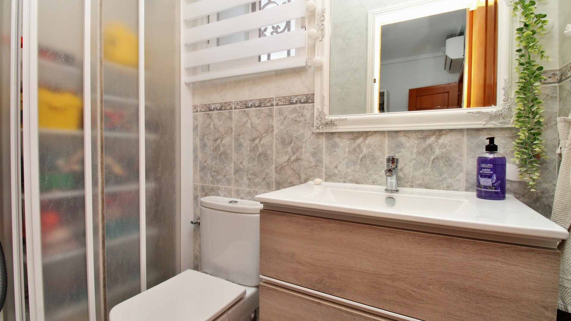 Resale - Freistehende Villa -
Villamartín