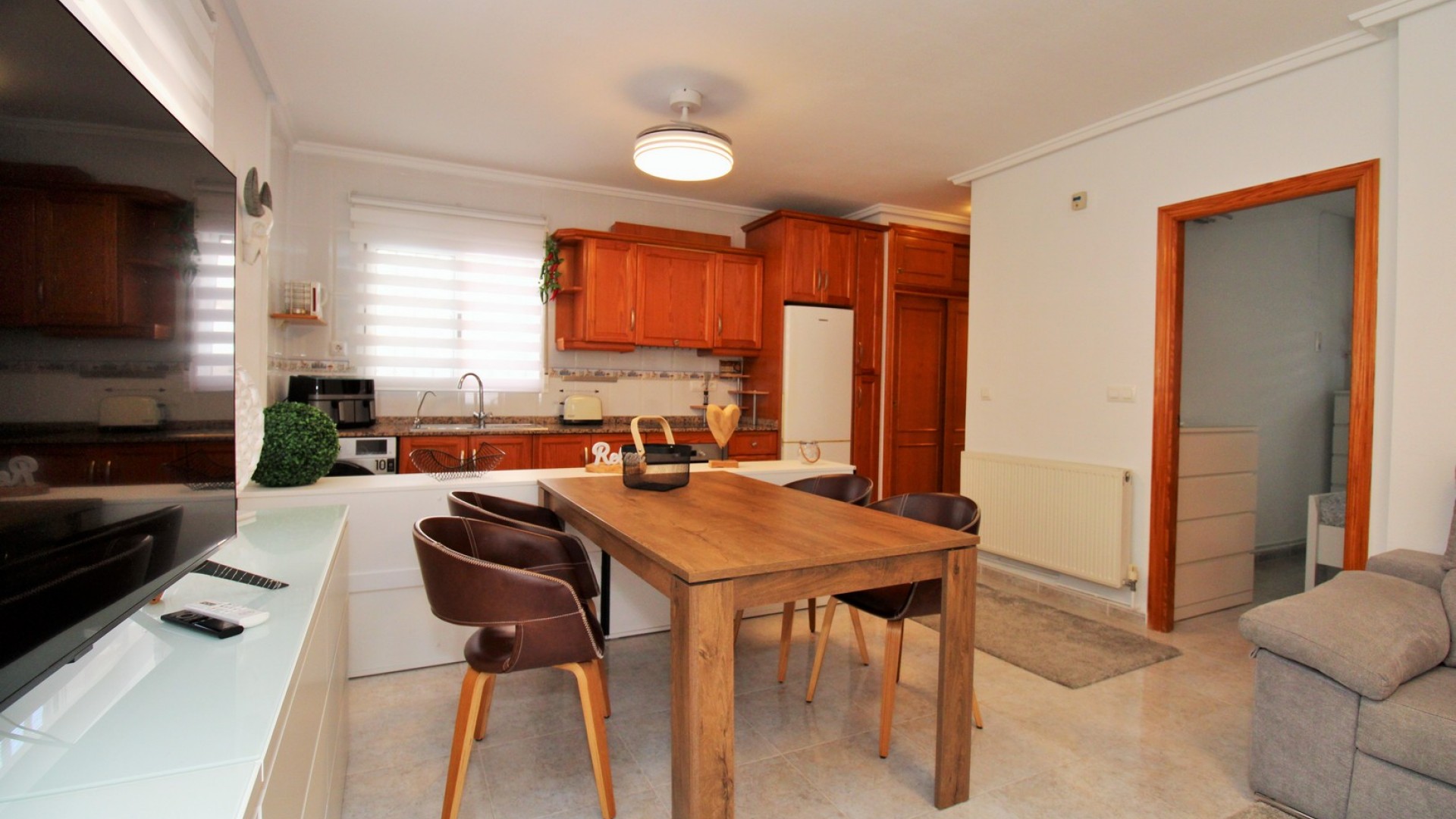 Resale - Freistehende Villa -
Villamartín