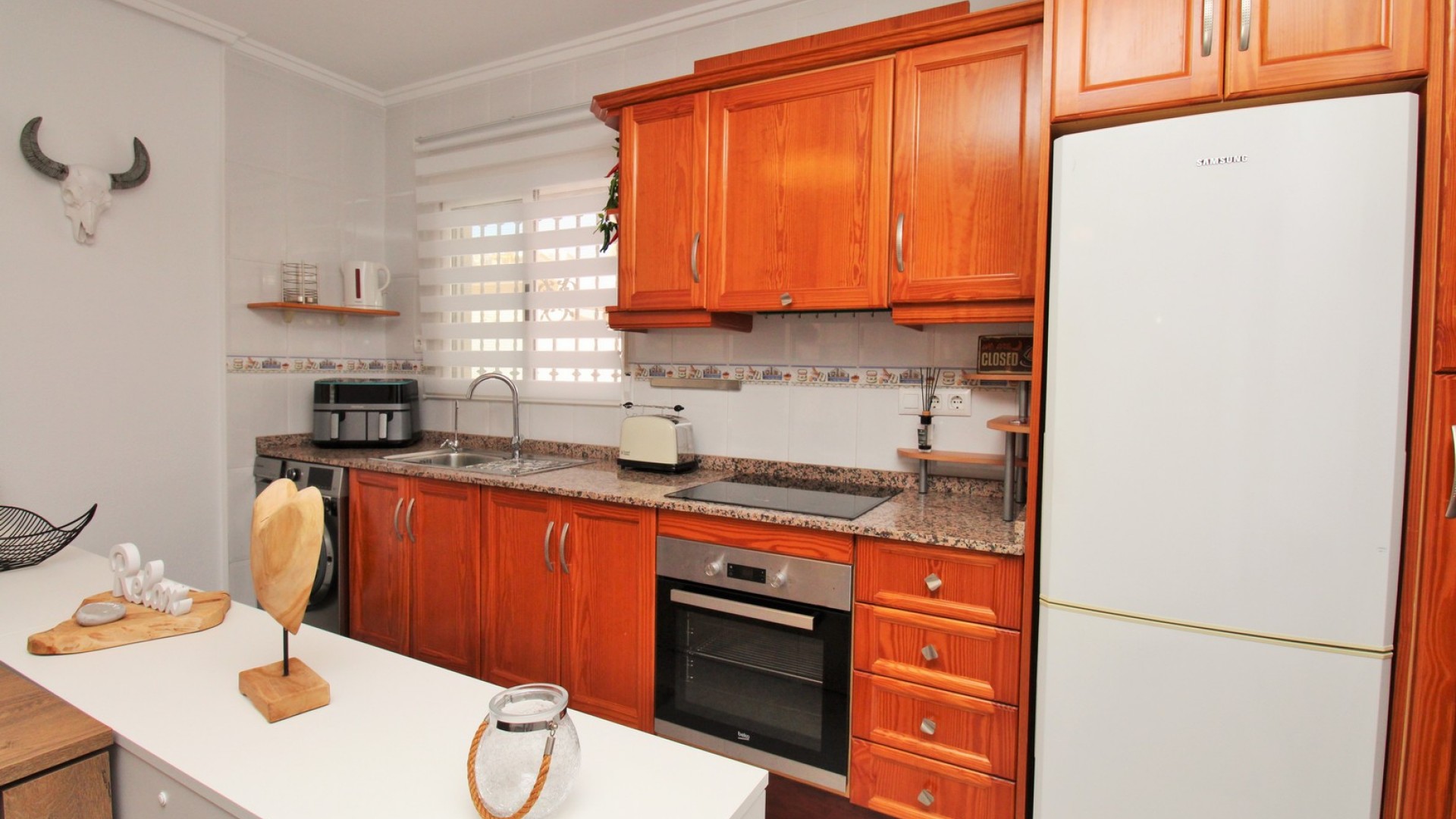 Resale - Freistehende Villa -
Villamartín