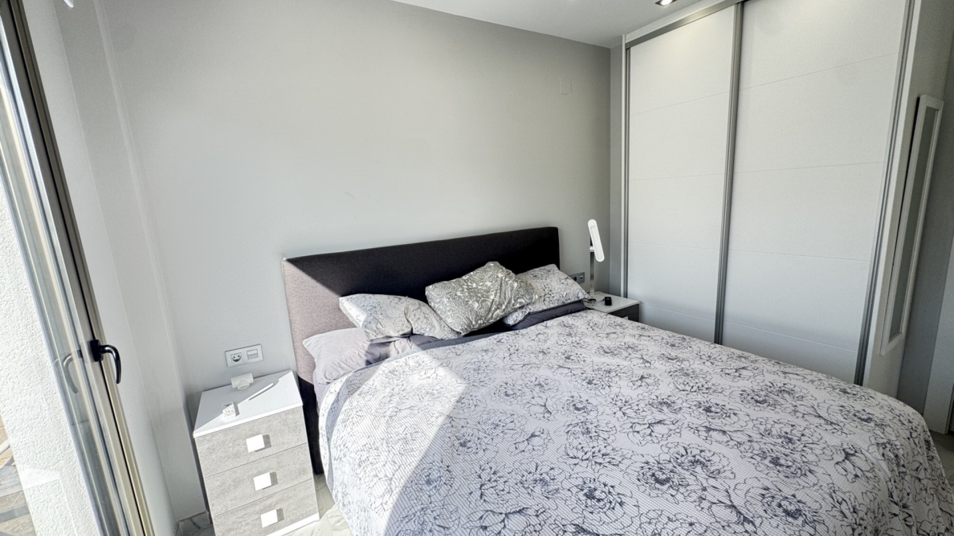 Resale - Freistehende Villa -
Villamartín